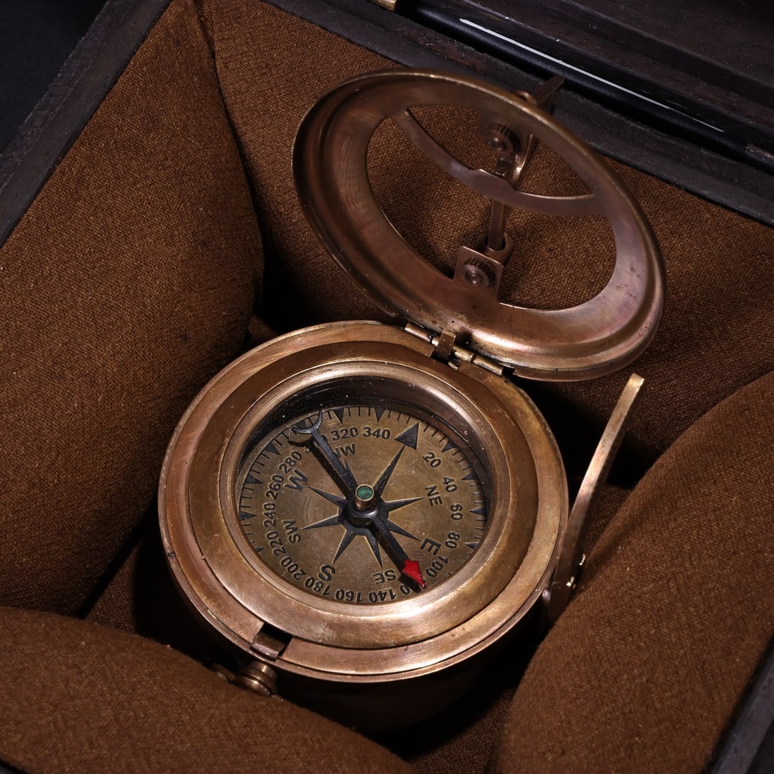 A Exquisite Bronze Compass - 3