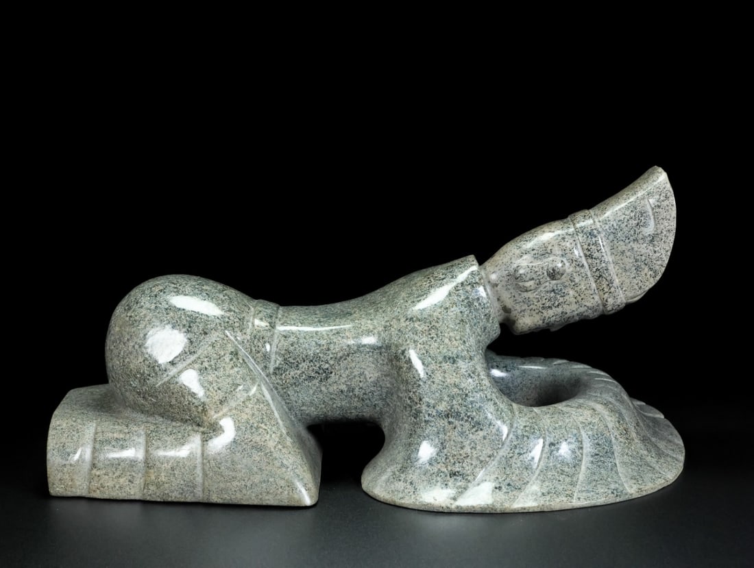 A Exquisite Hotan Jade Figures Ornament: A Exquisite Hotan Jade Figures Ornament,Qing Dynasty, China,Size:11.8inx7.1inx5.5in,Weight:4850g 和田玉人物摆件,中国清代