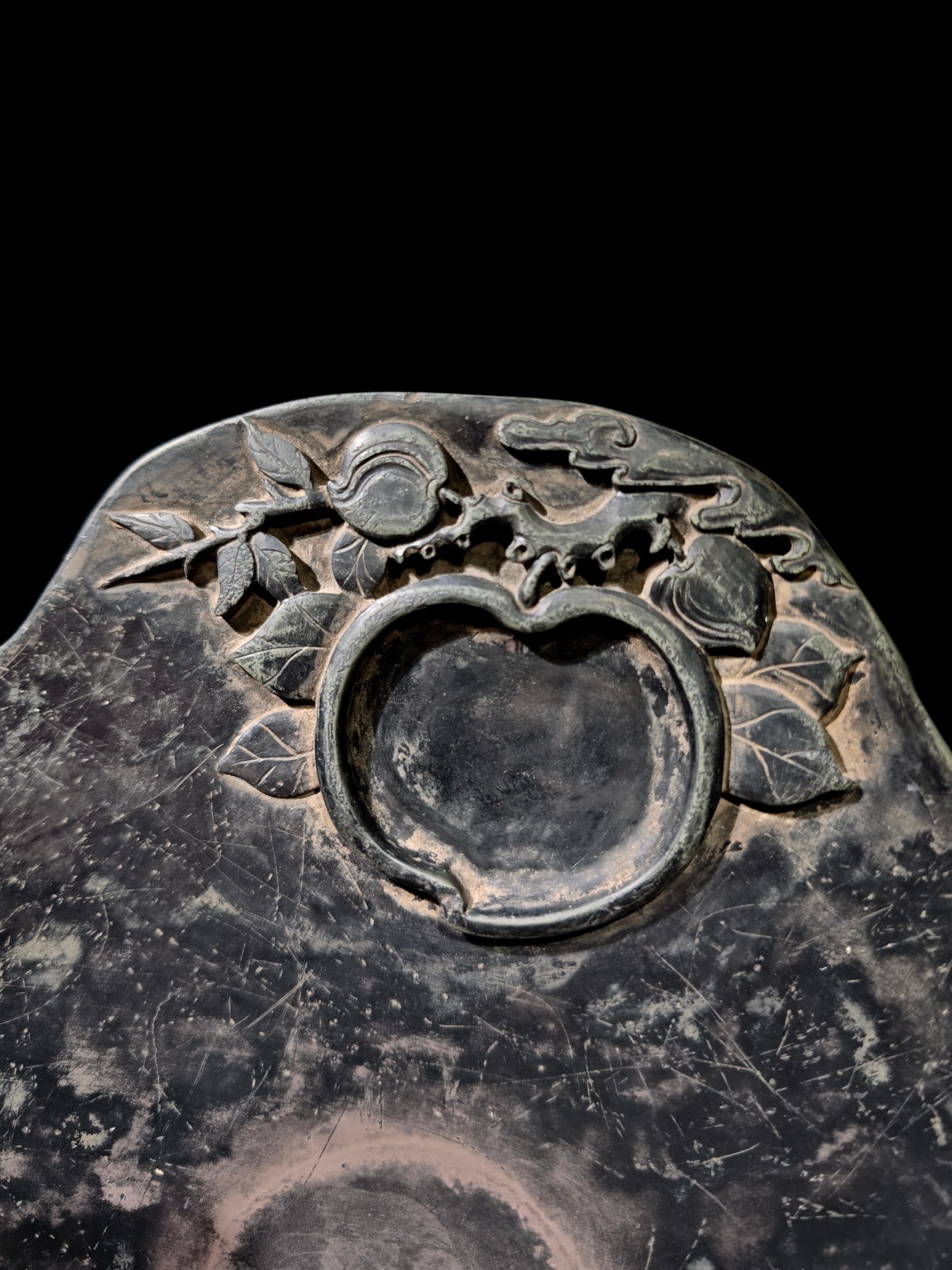 A Exquisite Peach Pattern Inkstone - 2