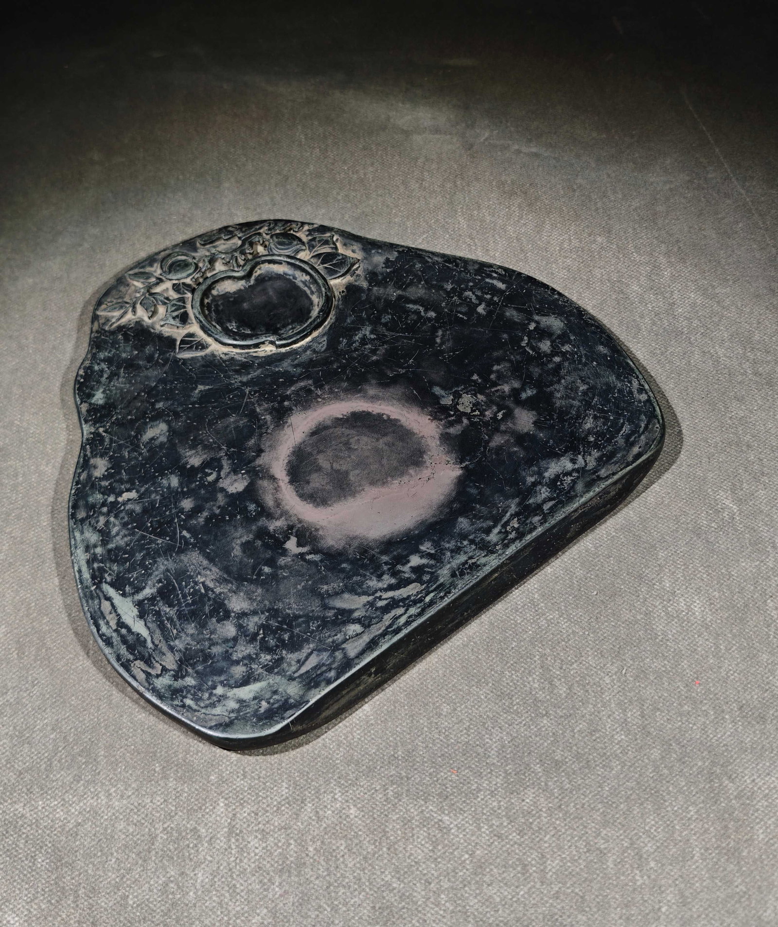 A Exquisite Peach Pattern Inkstone - 6