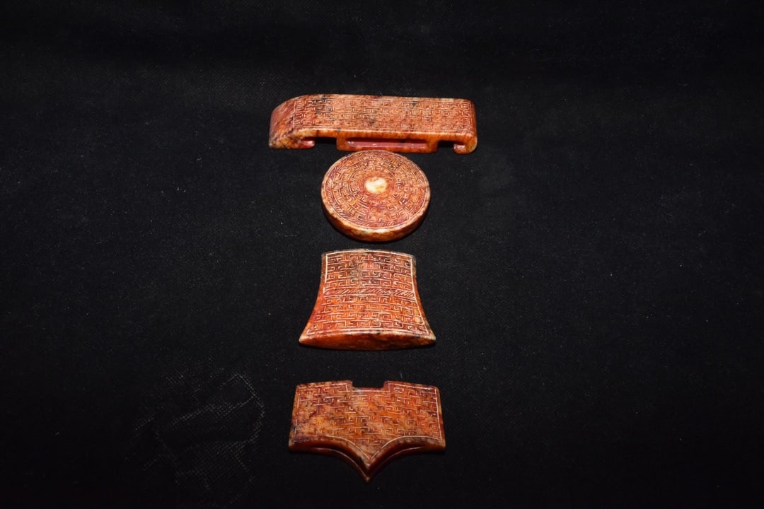 A Exquisite Hetian Jade Sword Ornament: A Exquisite Hetian Jade Sword Ornament,Han Dynasty, China,Size:4.3inx8.7in,Weight:300g 和田玉剑饰,中国汉代