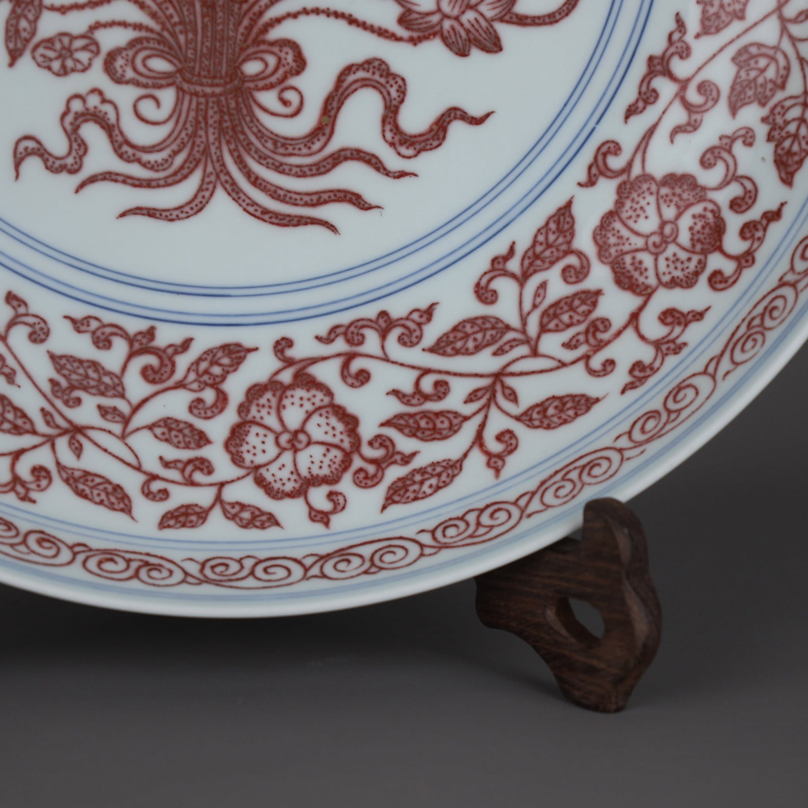 A Exquisite Underglaze-Red Lotus Pattern Plate - 7