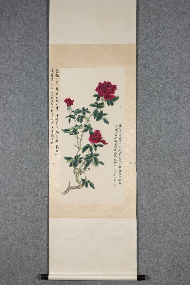 A Chinese Vertical Scroll Ink Painting of Flowers on Paper: A Chinese Vertical Scroll Ink Painting of Flowers on Paper,Modern Time of China,Yu Fei'an,without frame size:33.1inx15.7in 一幅中国水墨纸本花Õ