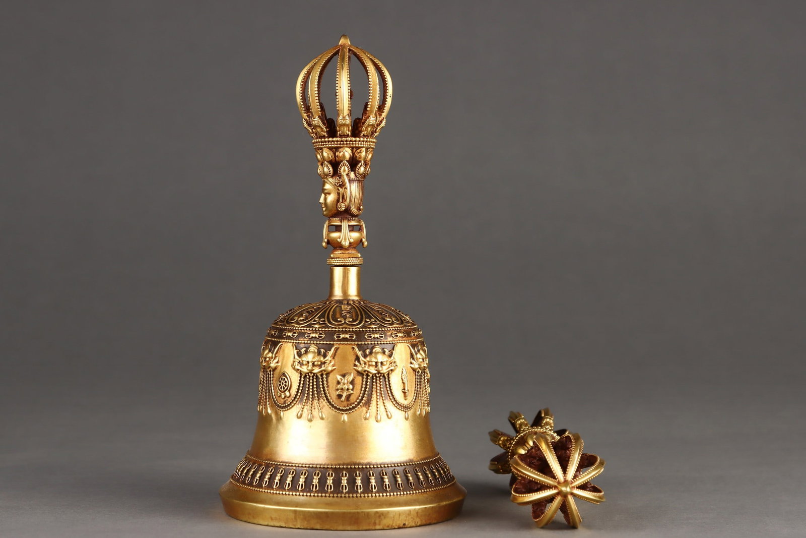 A Exquisite Gilt Bronze Vajra - 2