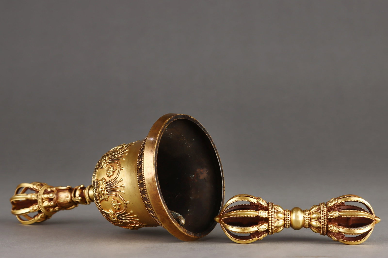 A Exquisite Gilt Bronze Vajra - 8