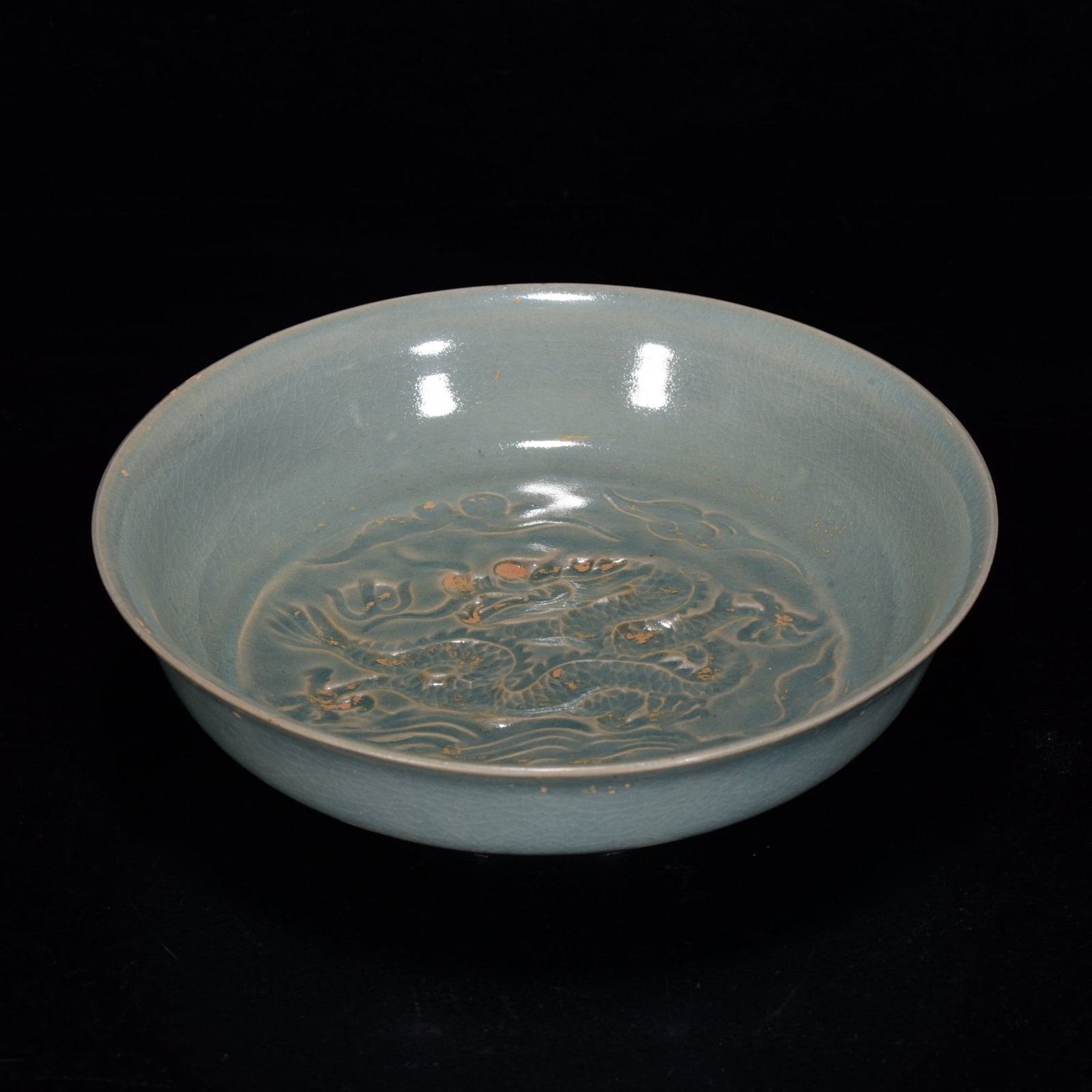 A Exquisite Ru yao Dragon pattern Plate (1 of 9)