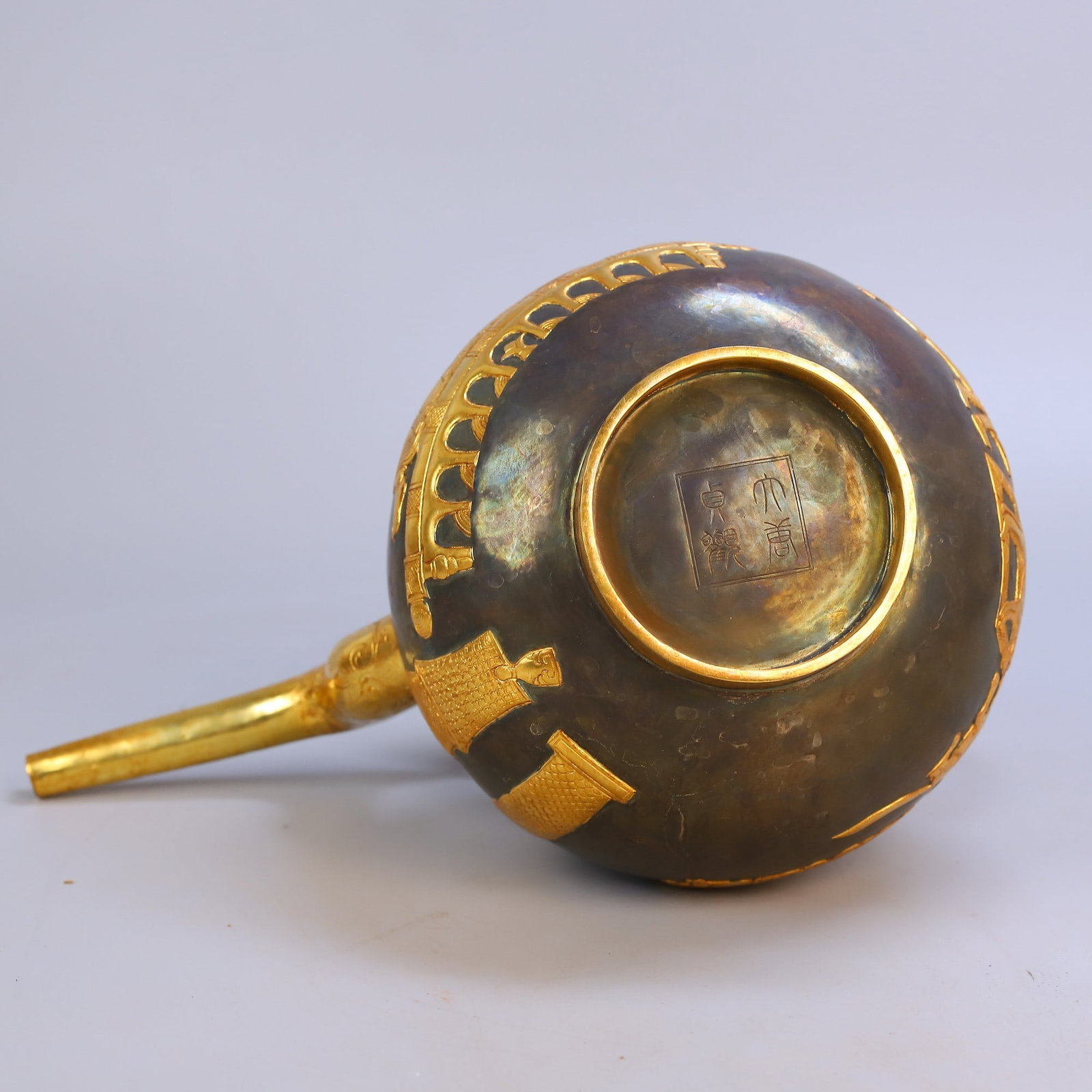 A Exquisite Gilt Bronze Figures Pattern Ewer - 5