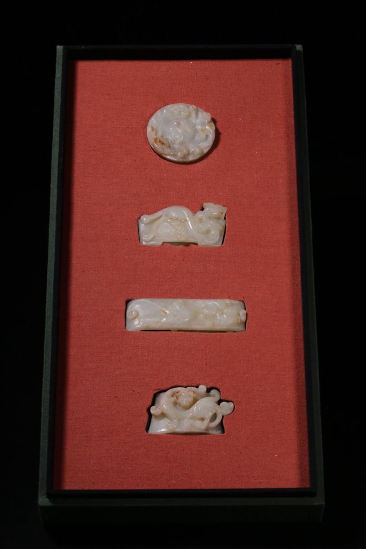 A Set of Exquisite Hotan White Jade Dragon Pattern Sword Ornament (1 of 12)
