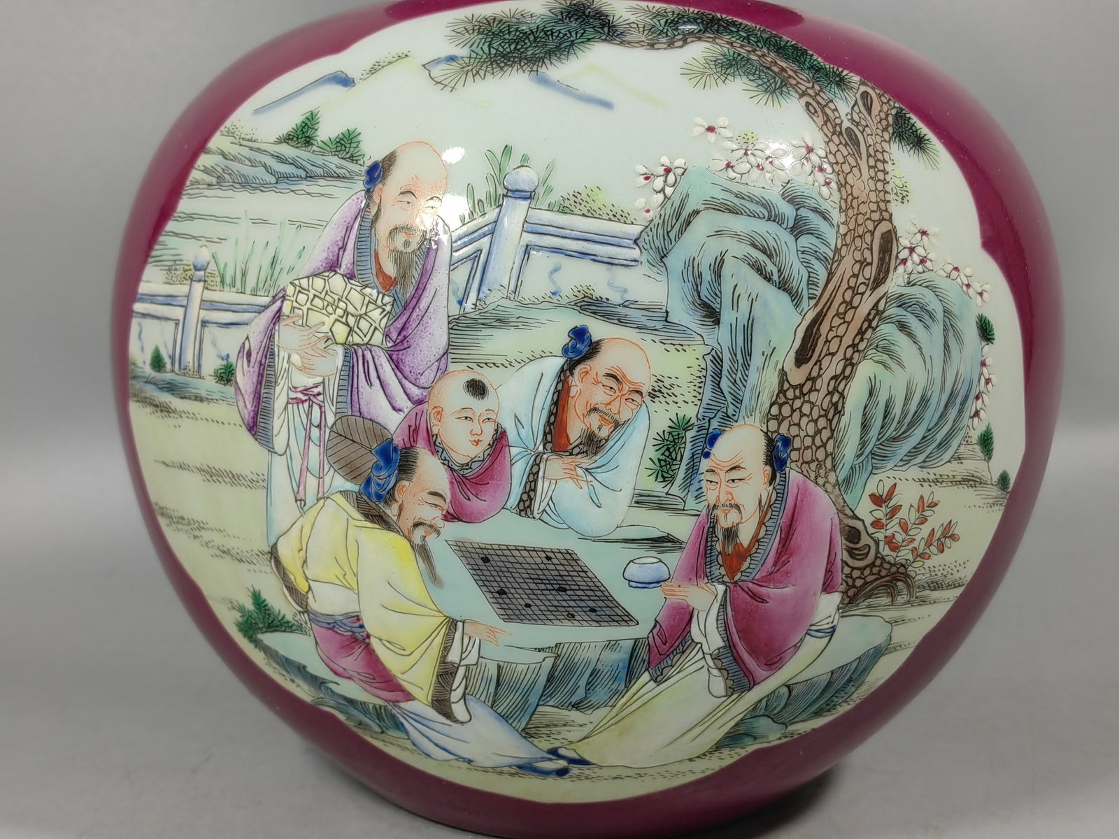 A Exquisite Ruby Red-Glazed Figures Pattern Gourd-Shaped Vase - 5