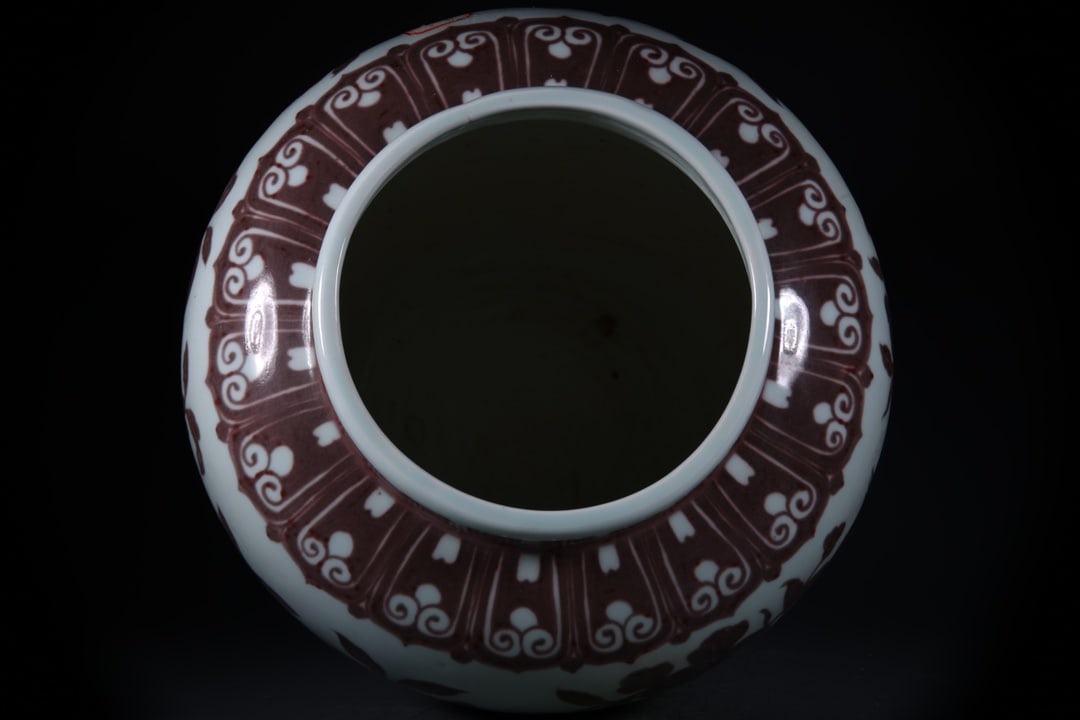 Underglaze-Red Pomegranate Pattern Jar - 8