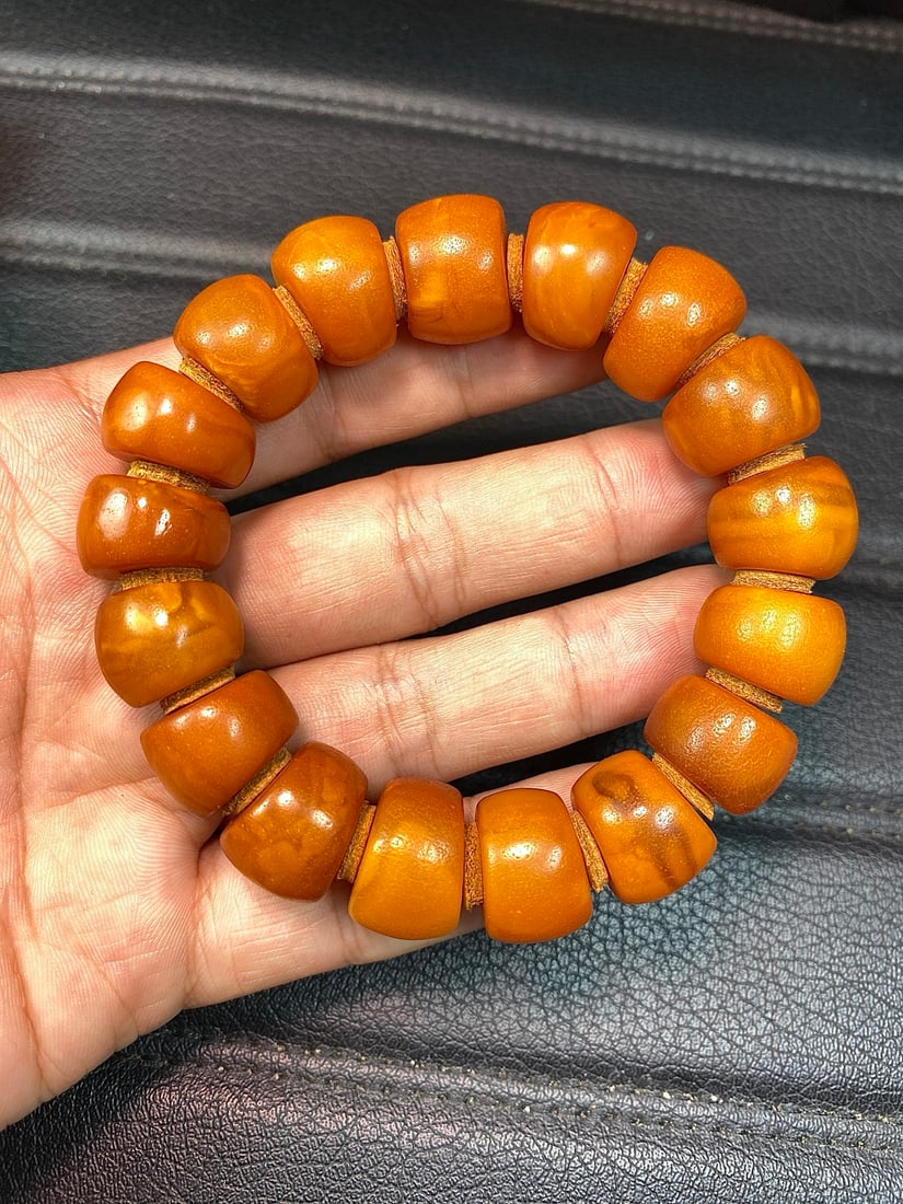 A Exquisite Amber Bracelet (1 of 6)
