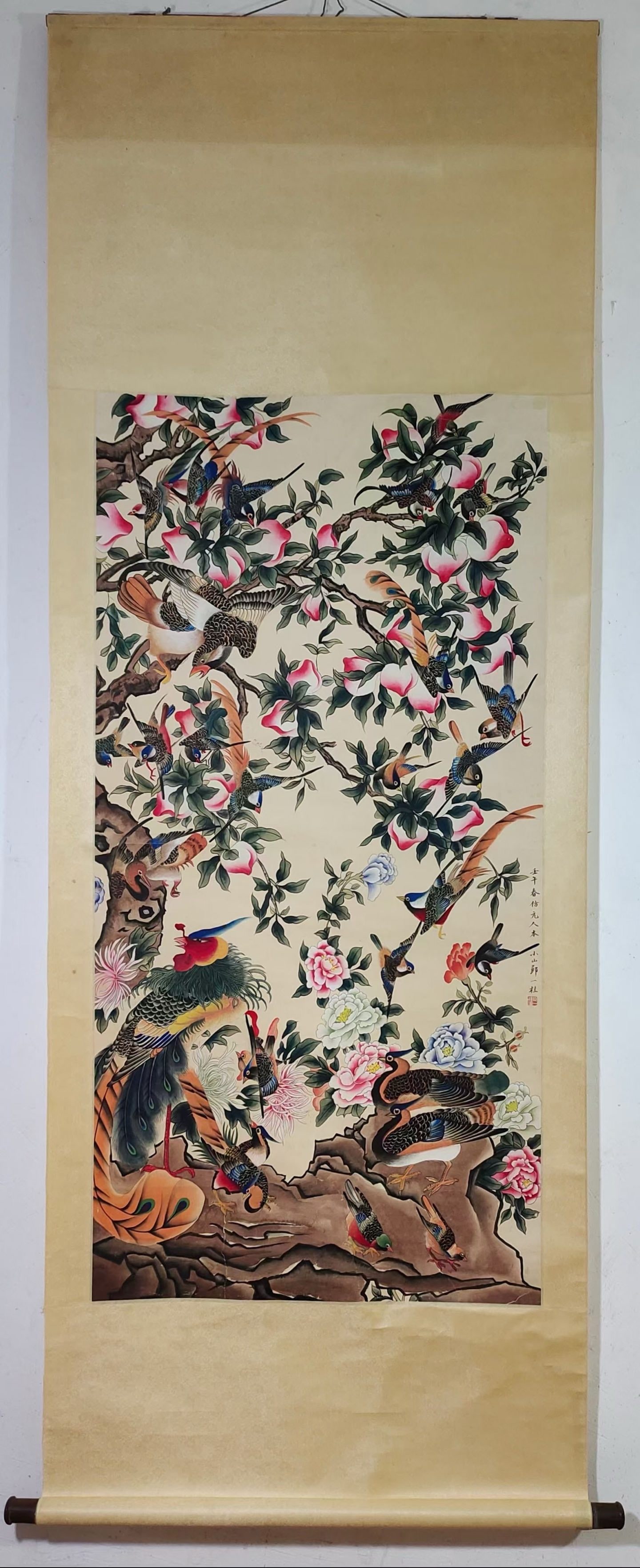 A Chinese Vertical Scroll Ink Painting of Flowers and Birds on Paper: A Chinese Vertical Scroll Ink Painting of Flowers and Birds on Paper,Qing Dynasty, China,Zou Yigui,without frame size:50.8inx25.2in 