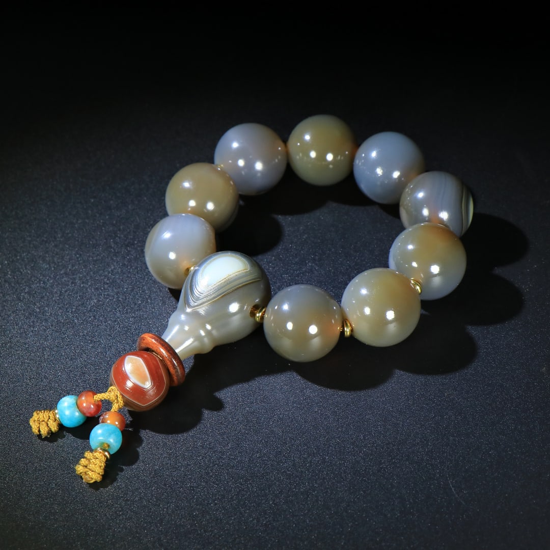A Exquisite Agate Bracelets - 3