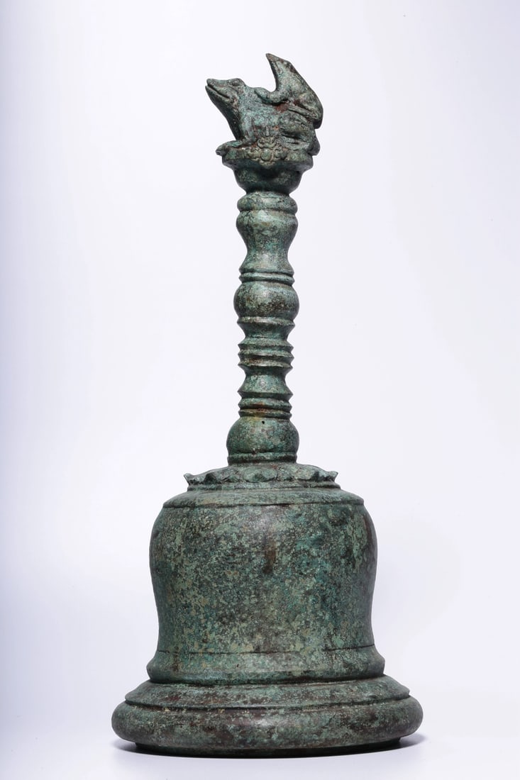 A Exquisite Bronze Golden Toad Vajra Bell (1 of 9)