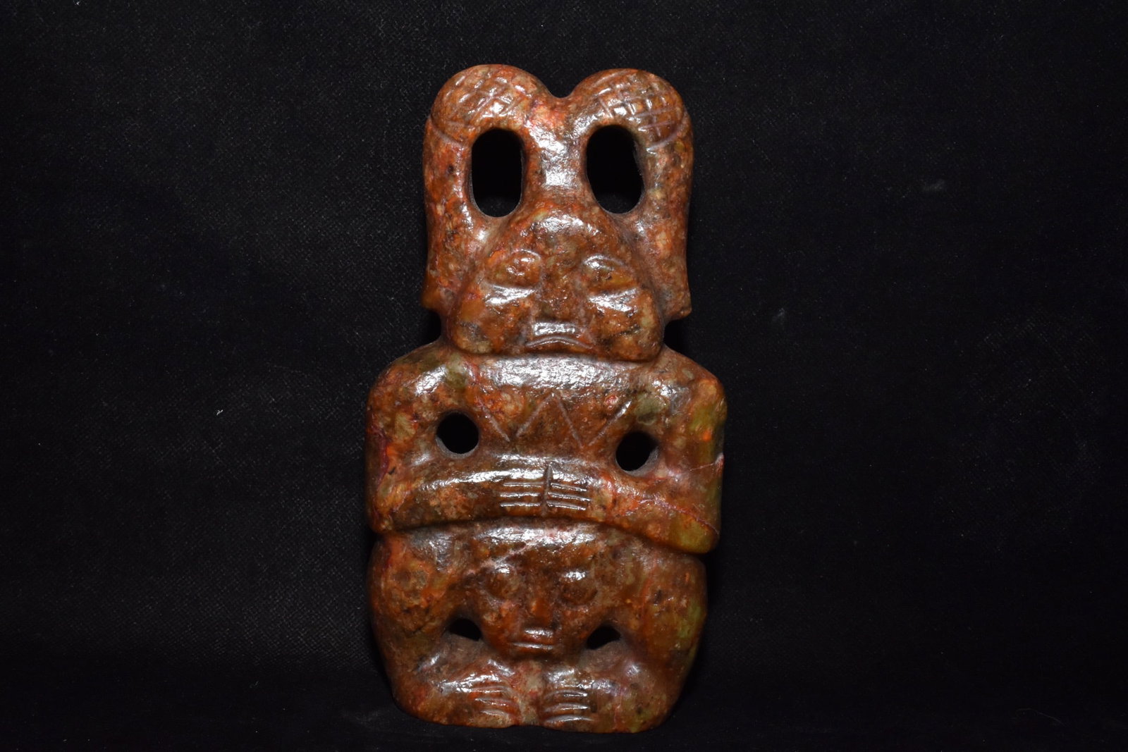 A Exquisite Gaogu Jade Figures Ornament: A Exquisite Gaogu Jade Figures Ornament,Ancient Time, China,Size:7.3inx4.7in,Weight:1030g 高古玉人形摆件,远古时期
