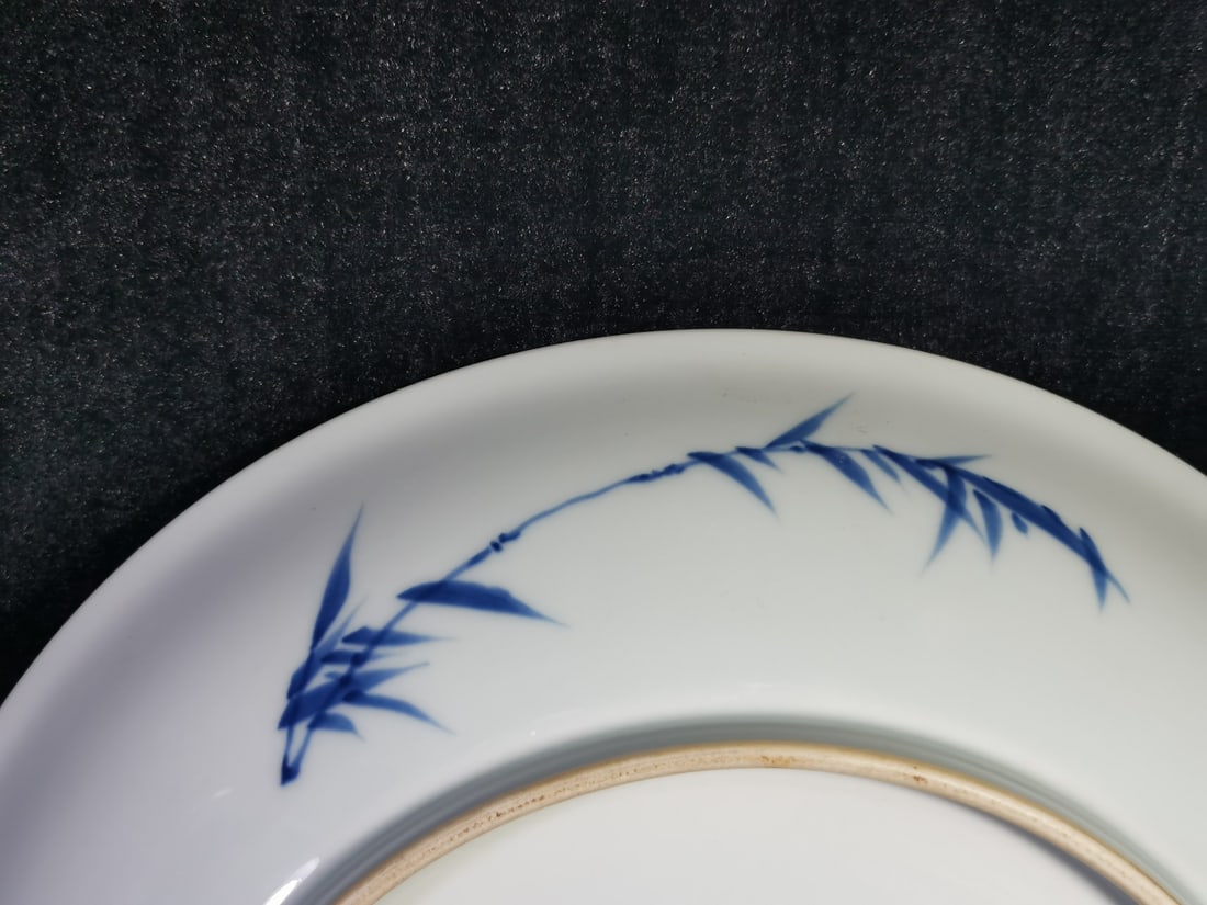 A Exquisite Blue and White Figures Pattern Plate - 6