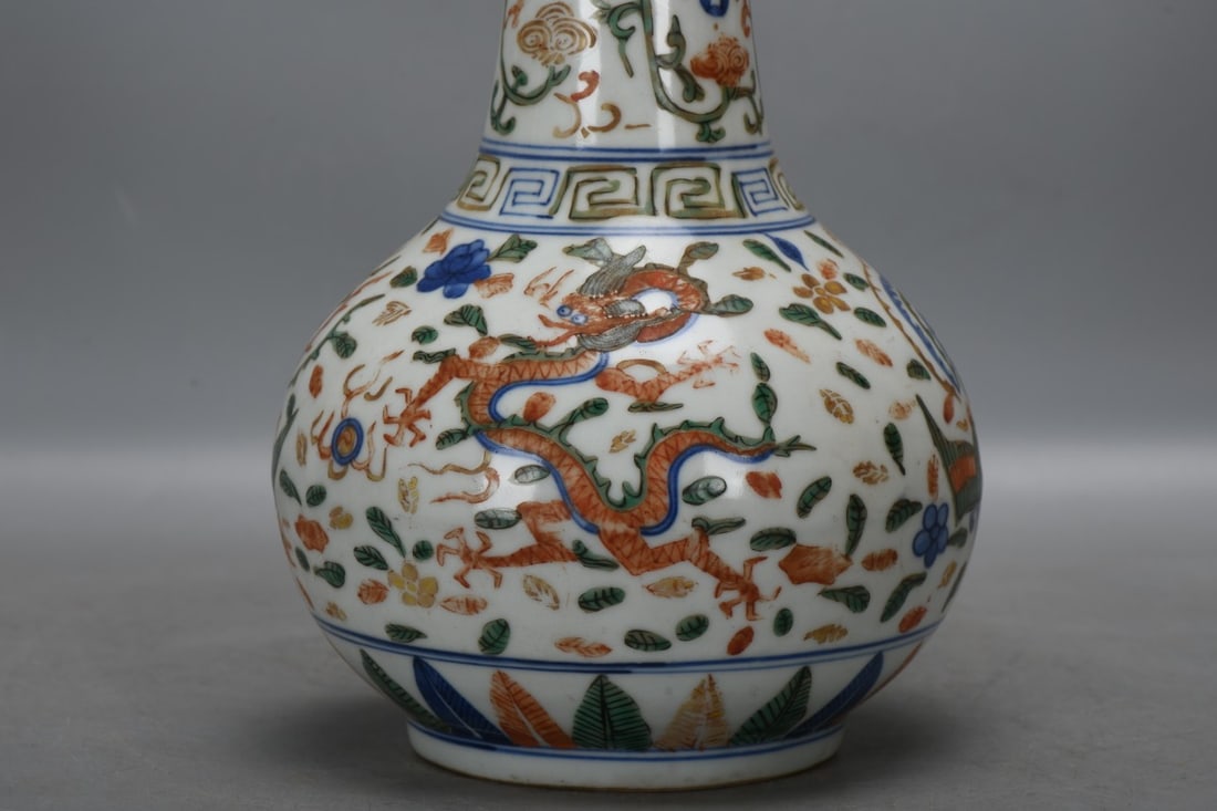 A Exquisite Wucai Dragon Phoenix Pattern Vase - 4