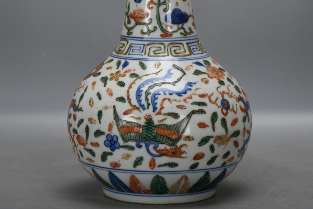 A Exquisite Wucai Dragon Phoenix Pattern Vase - 5
