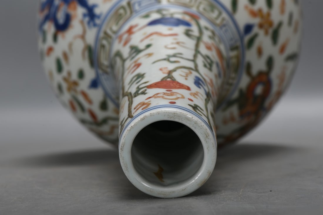 A Exquisite Wucai Dragon Phoenix Pattern Vase - 7