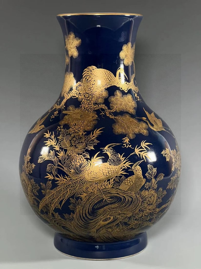 A Exquisite Ji Blue Glazed Painted Gold Flower and Bird Pattern Vase: A Exquisite Ji Blue Glazed Painted Gold Flower and Bird Pattern Vase,Qing Dynasty, China,Qianlong Six-character Mark,Size:13.5inx4.8inx5.4in 