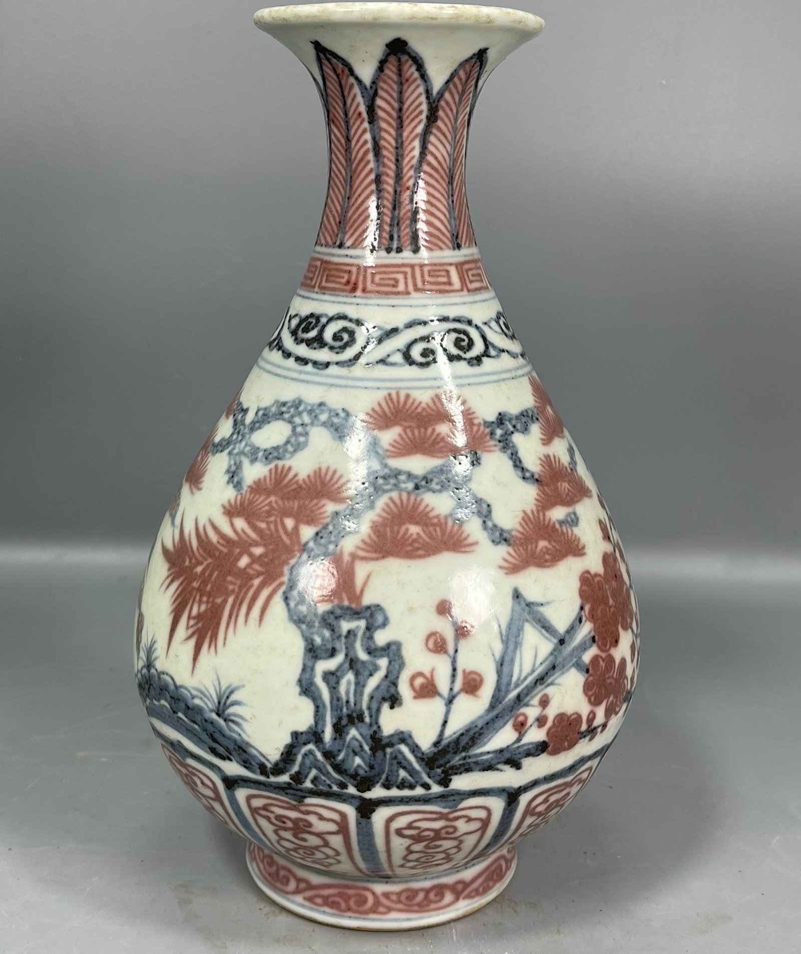 A Exquisite Blue and White Underglaze-Red Pine and Bamboo pattern Vase (1 of 9)