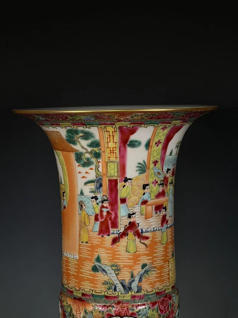 A Exquisite Guangcai Figures Pattern Flower Insert - 6