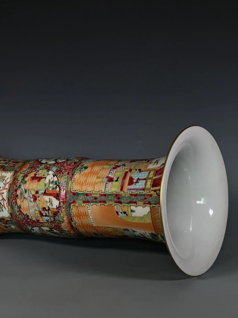 A Exquisite Guangcai Figures Pattern Flower Insert - 7