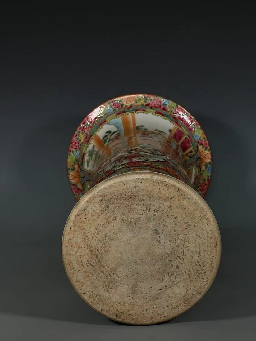 A Exquisite Guangcai Figures Pattern Flower Insert - 8