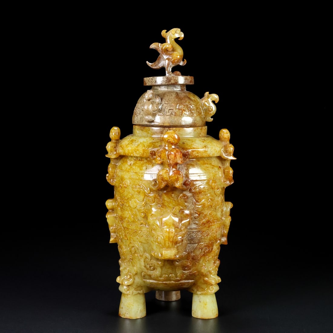 A Exquisite Hotan Jade Beast-Face Pattern Censer: A Exquisite Hotan Jade Beast-Face Pattern Censer,Han Dynasty, China,Size:3.9inx3.9inx7.9in,Weight:1818g 和田玉兽面纹炉,中国汉代