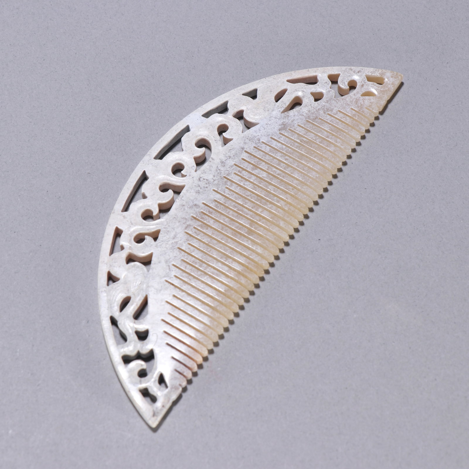 A Exquisite Gao gu Jade Bird Pattern Comb - 6