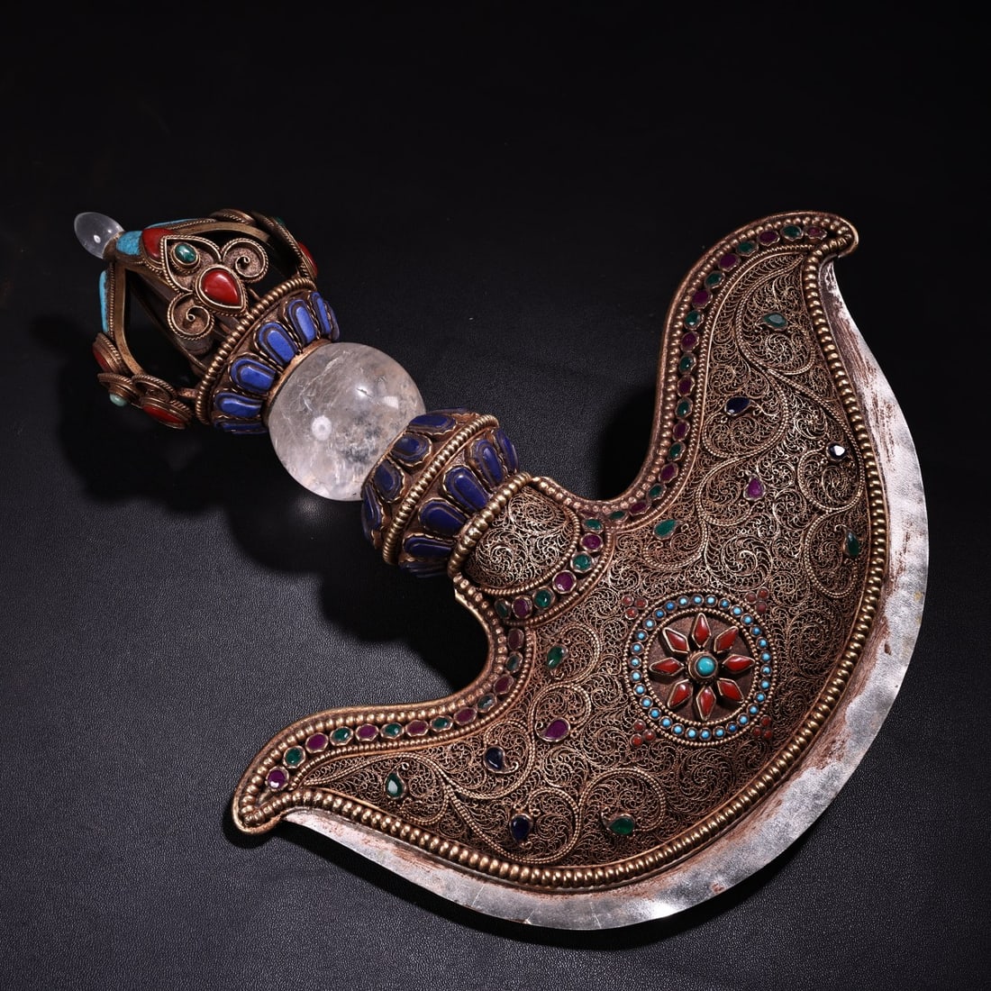 A Exquisite Filigree Gilt Bronze Inlaid Gems Hatchet: A Exquisite Filigree Gilt Bronze Inlaid Gems Hatchet,Qing Dynasty,China,Size:11.4inx10.2in,Weight:1100g 花丝鎏金镶嵌宝石斧头,中国