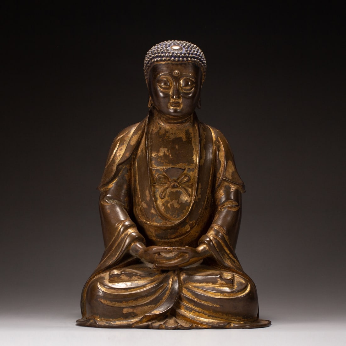 A Exquisite Bronze Buddha Statue Ornament (1 of 9)