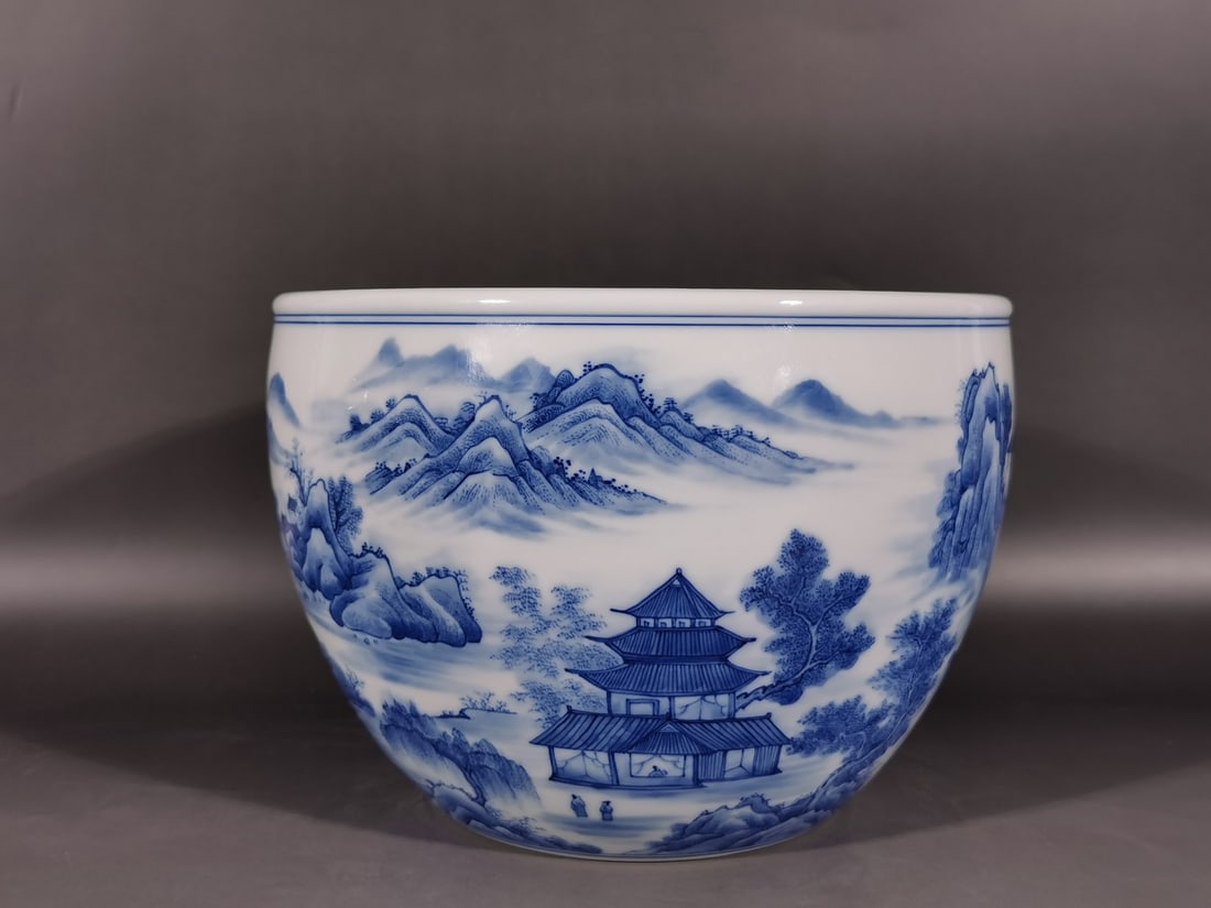 A Exquisite Blue and White Landscape and Figures Pattern Vat (1 of 9)