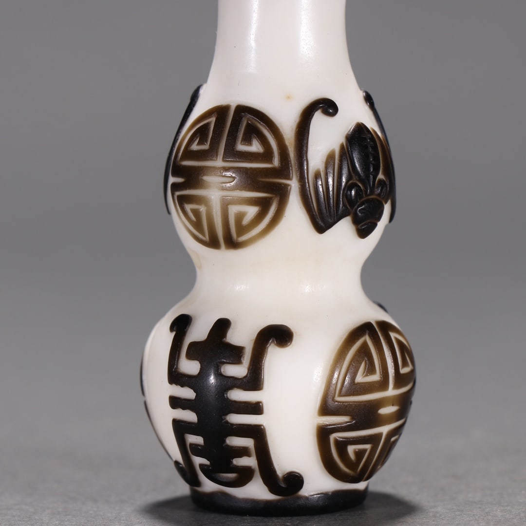 A Exquisite Hotan Jade Bats Pattern Snuff Bottle - 6