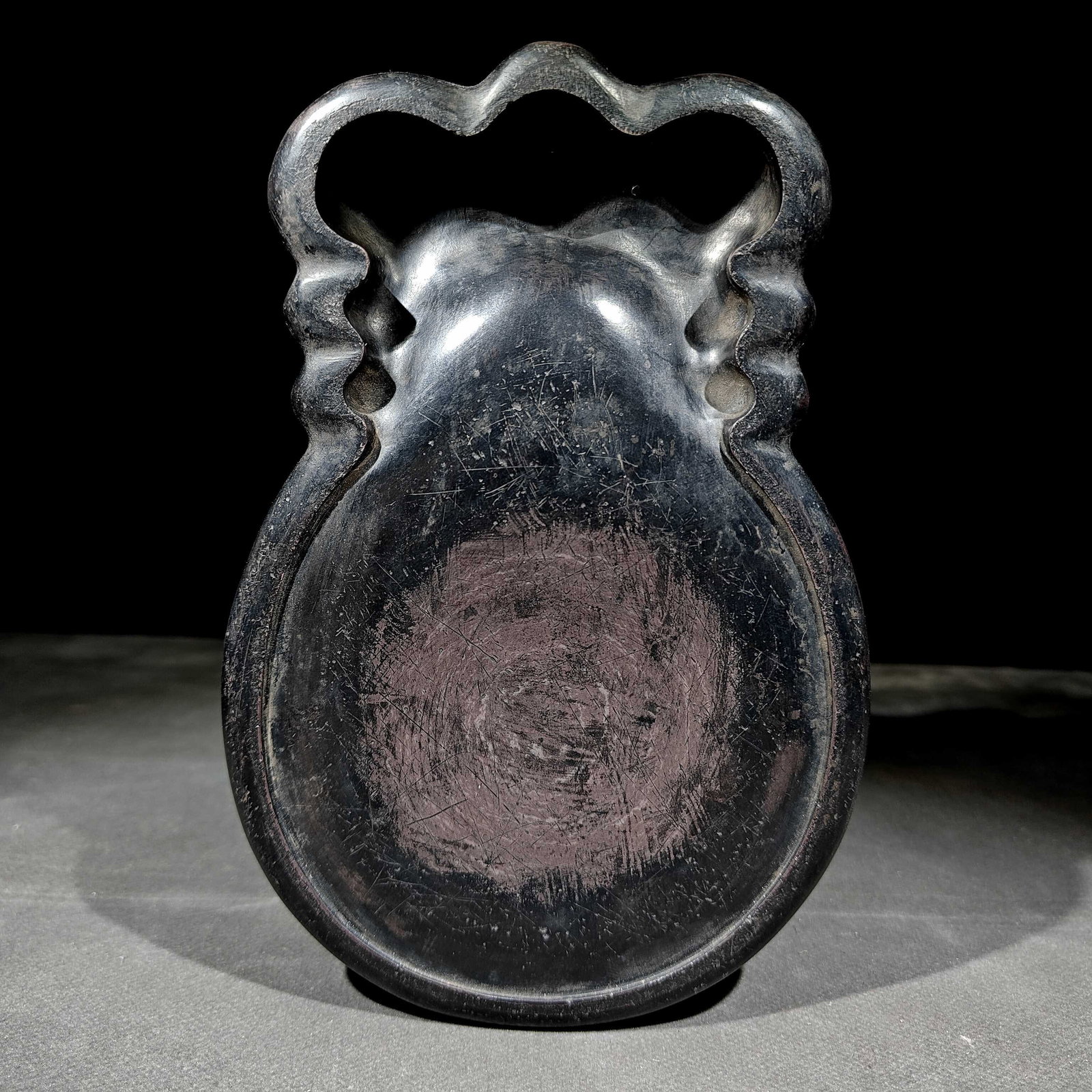 A Rare Cicada-Shaped Inkstone: A Rare Cicada-Shaped Inkstone,Qing Dynasty, China,With Mark,Size: 7.9inx5.2inx1.5in 蝉形砚台,中国清代,带款