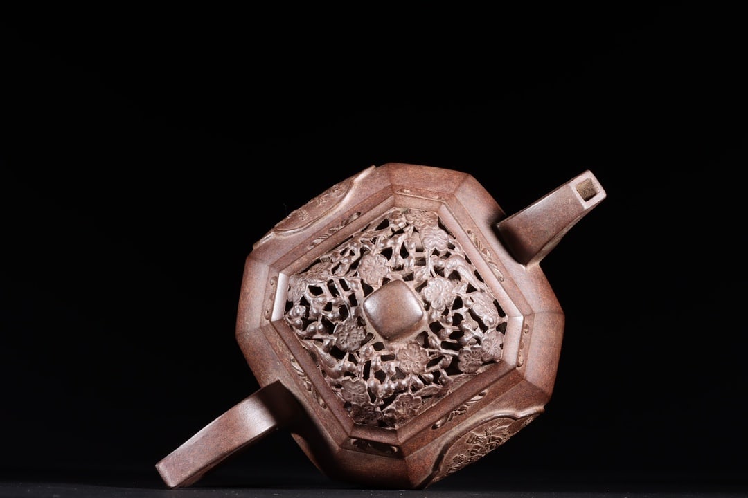 A Exquisite Purple Sands Figures Pattern Octagonal Teapot - 7