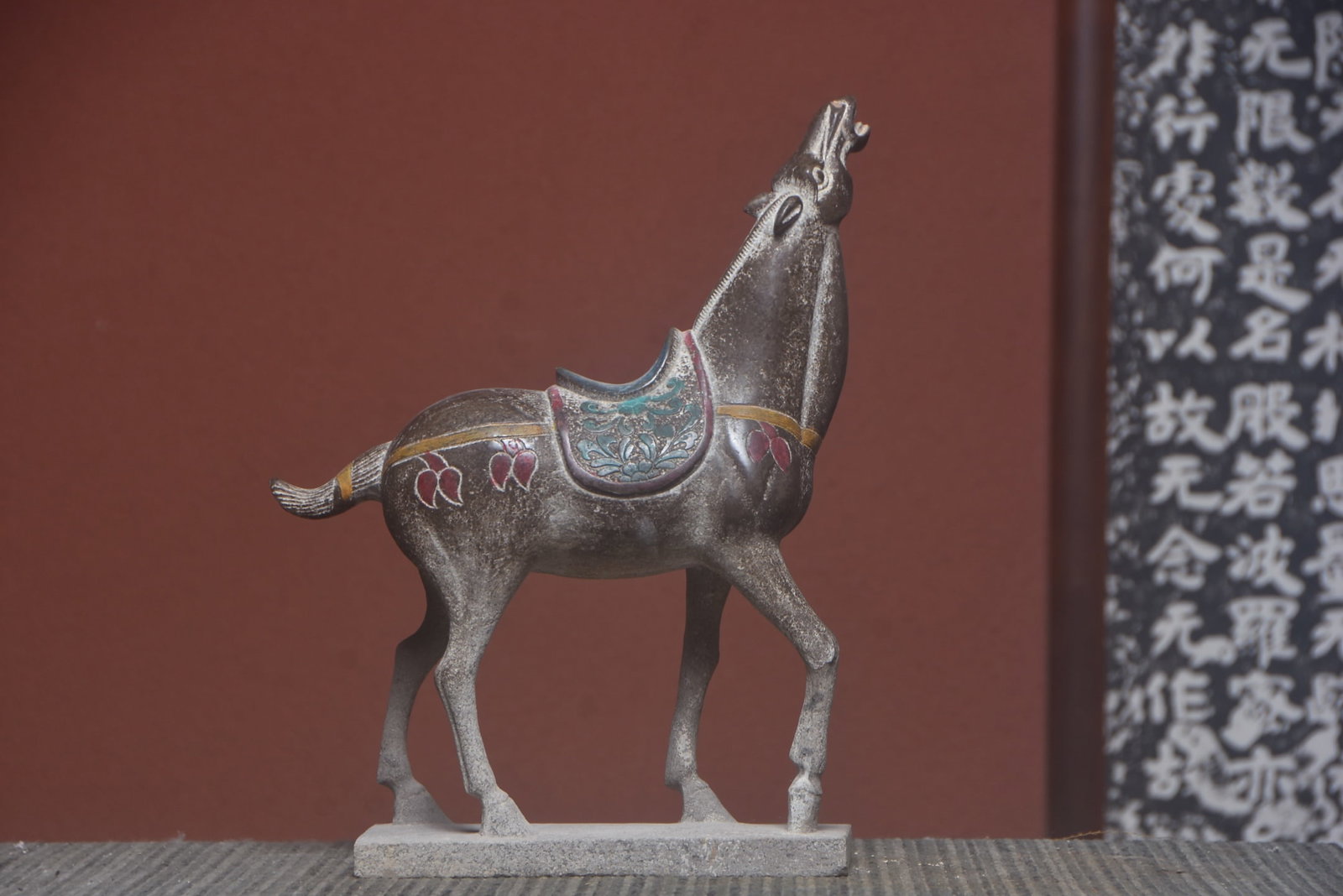 A Exquisite Limestone Horse Ornament: A Exquisite Limestone Horse Ornament,Qing Dynasty, China,Size:14.6inx11.4inx4.7in 青石马摆件,中国清代