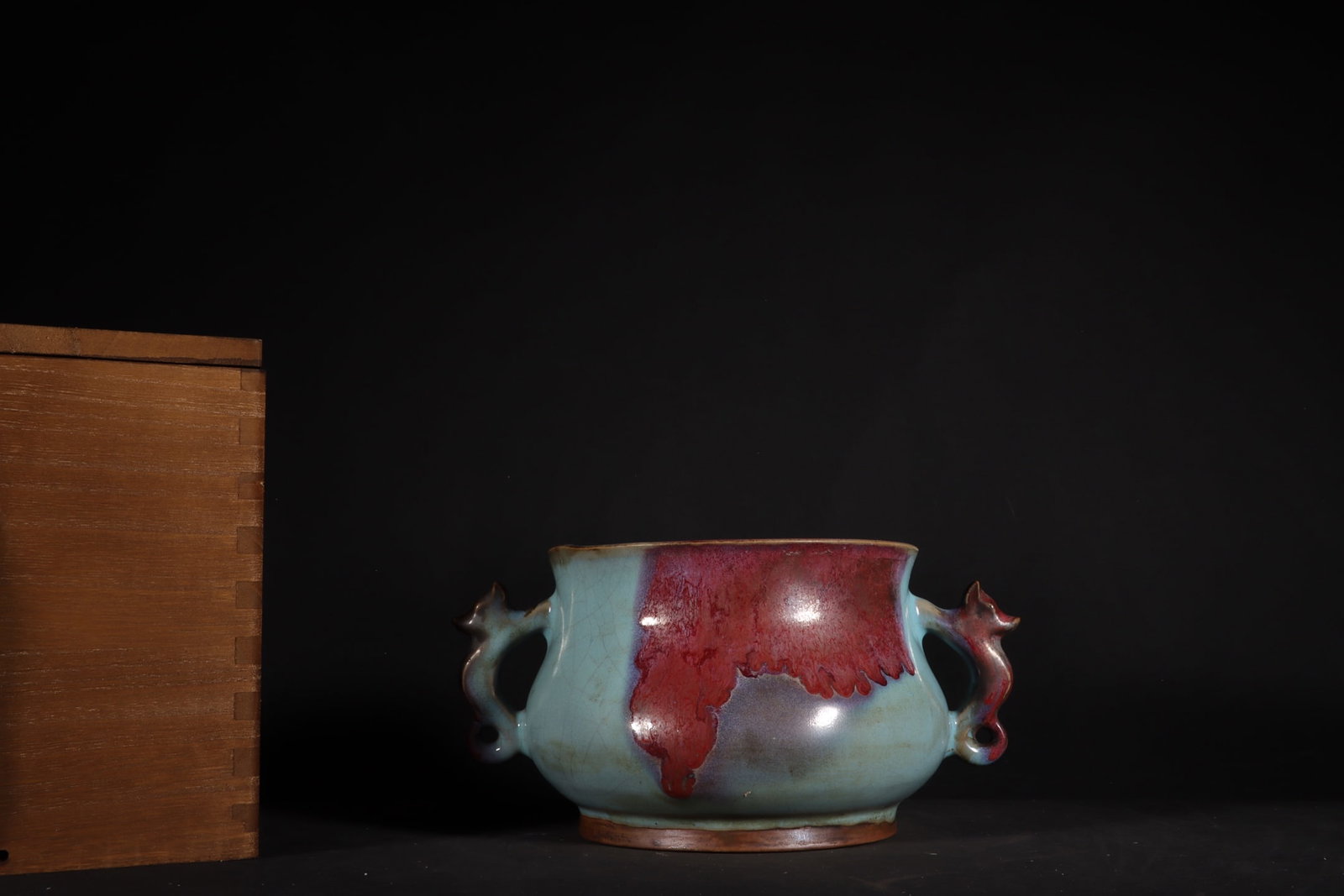 A Exquisite Jun Kiln Sky Blue Glazed Double-Ears Censer: A Exquisite Jun Kiln Sky Blue Glazed Double-Ears Censer,Song Dynasty, China,Size:3.9inx5inx7.3in 钧窑天蓝釉双耳炉,中国宋代