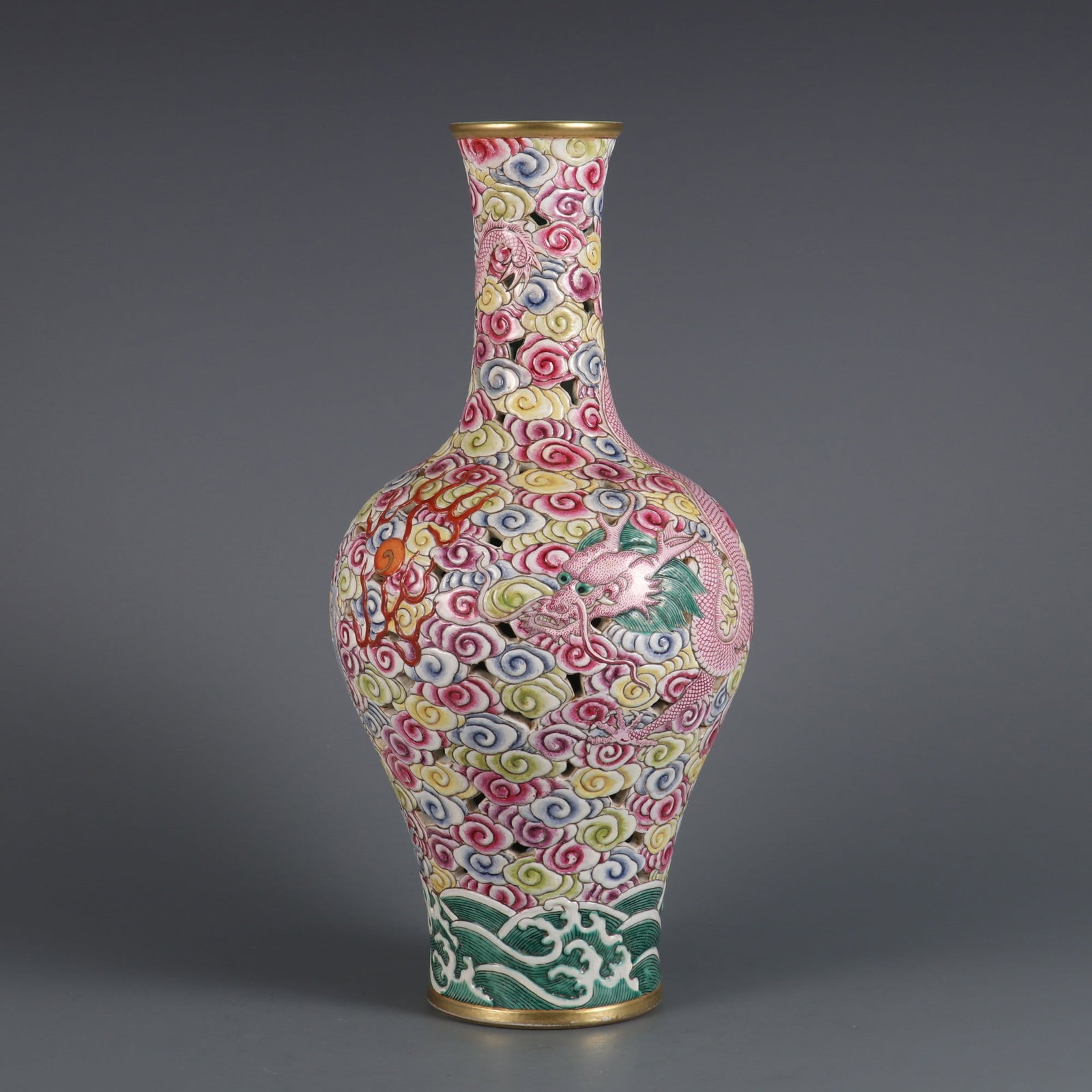 A Exquisite Famille-Rose Dragon Pattern Vase: A Exquisite Famille-Rose Dragon Pattern Vase,Qing Dynasty, China,Qianlong Six-character Mark,Size:12.6inx5.7inx2.4in 