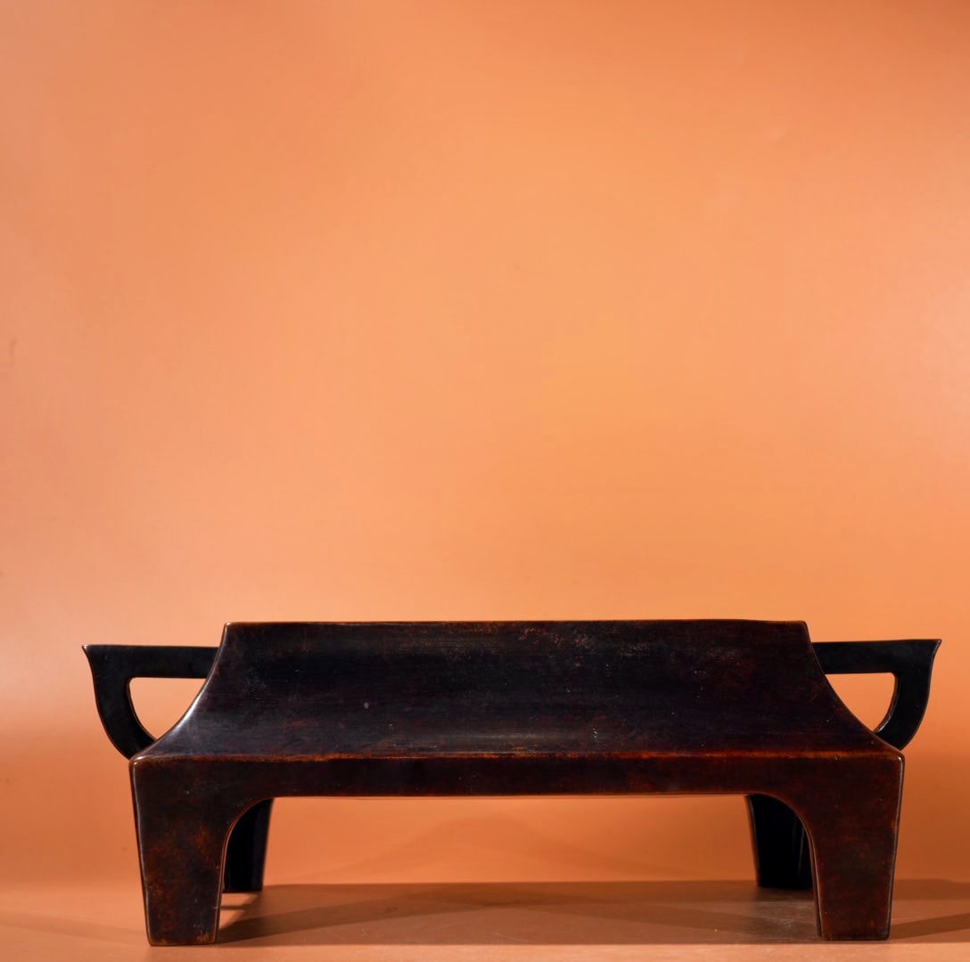 A Exquisite Bronze Double-Ears Censer: A Exquisite Bronze Double-Ears Censer,Ming Dynasty, China,Yongle Six-character Mark,Size:3.5inx6.4inx3.7in,Weight:2825g 