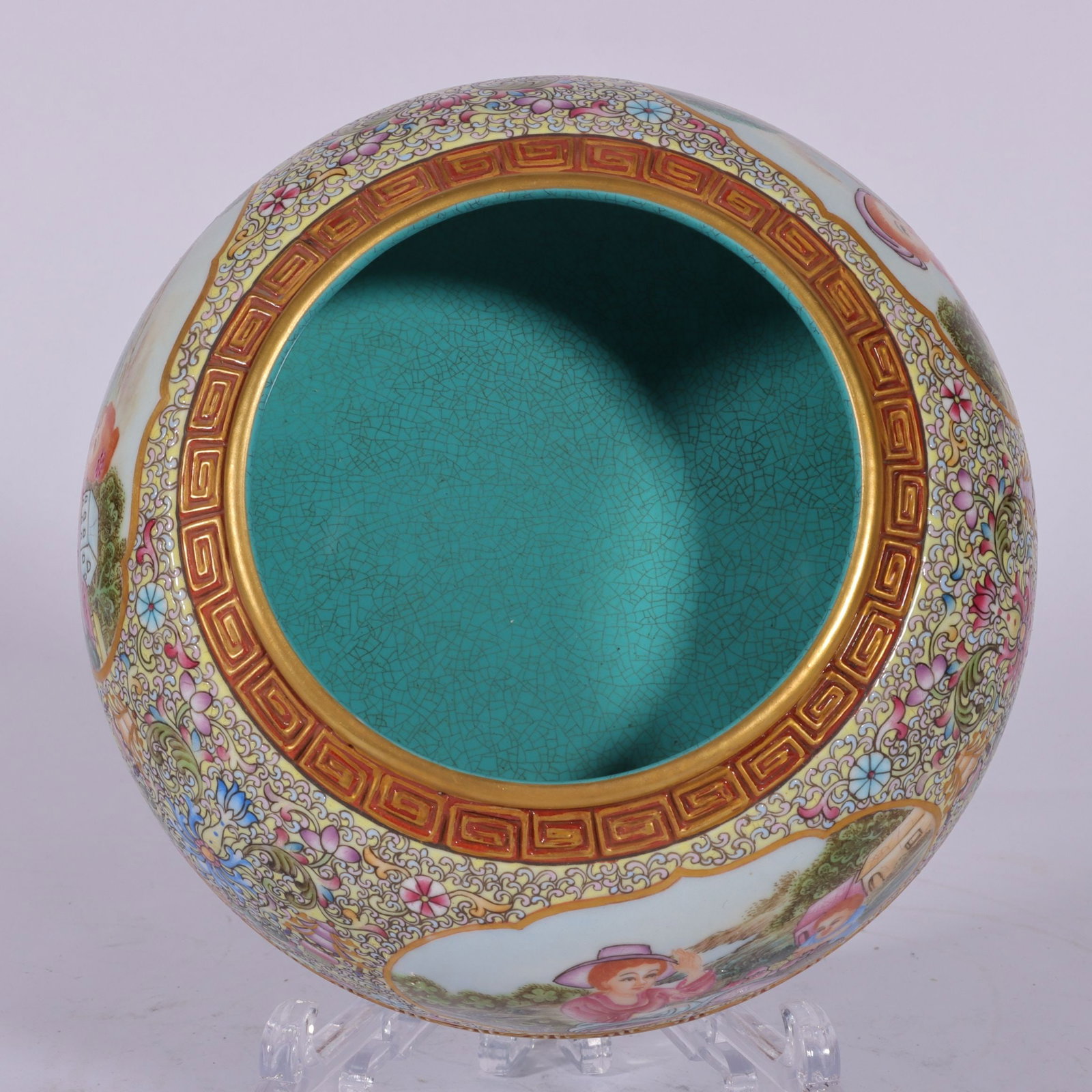 A Exquisite Enamel Figures Pattern Brush Washer - 7