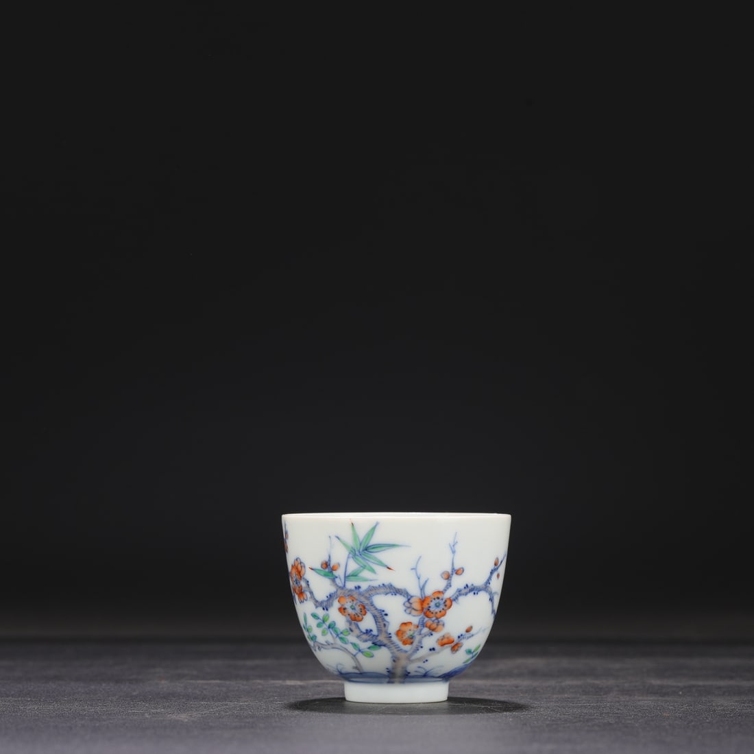 A Exquisite Doucai Flower Pattern Cup - 2