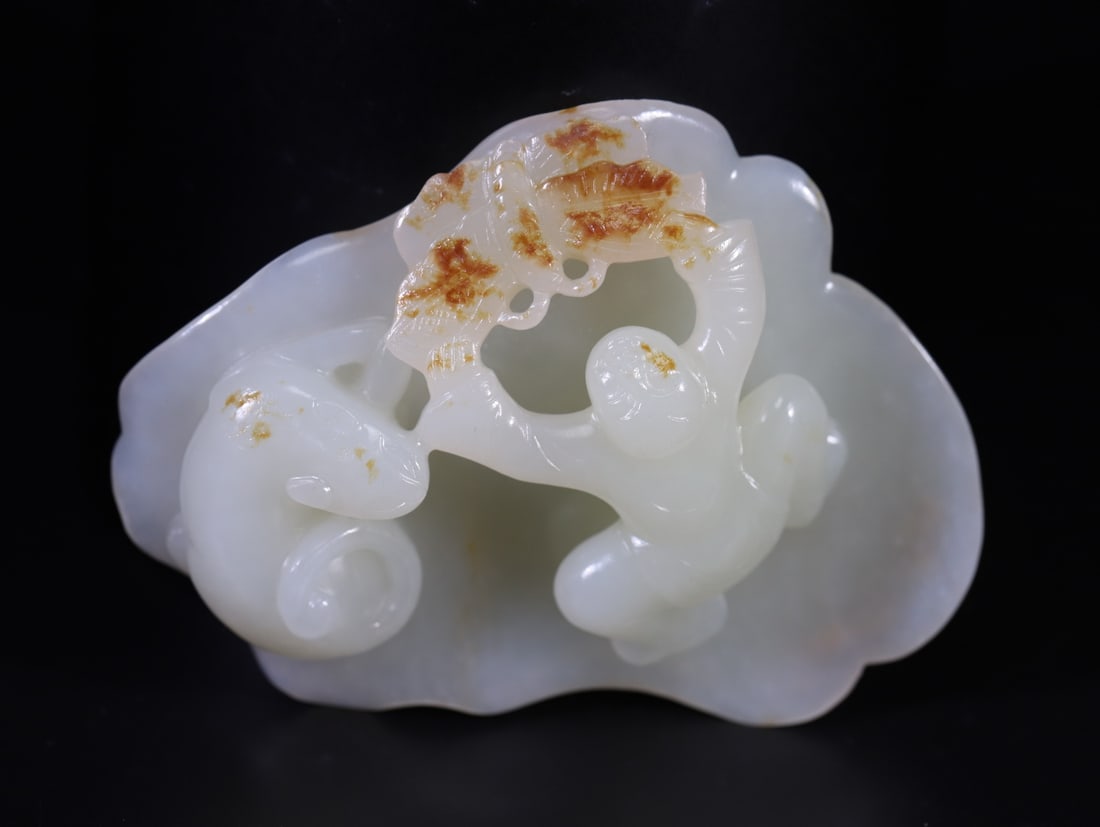 A Exquisite Hotan Jade Figures Ornament (1 of 6)