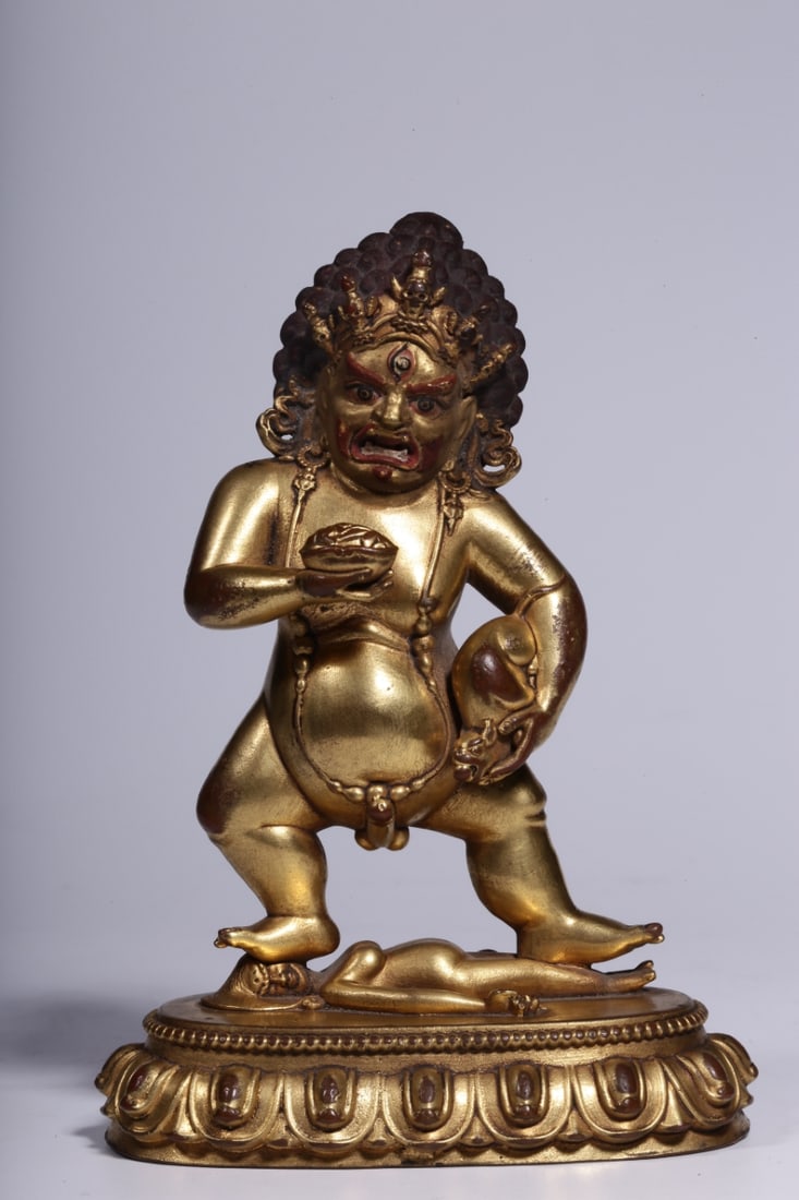 A Exquisite Gilt Bronze Mammon Statue Ornament: A Exquisite Gilt Bronze Mammon Statue Ornament,Qing Dynasty, China,Size:3.1inx2inx4.7in,Weight:321g 铜鎏金财神摆件,中国清代