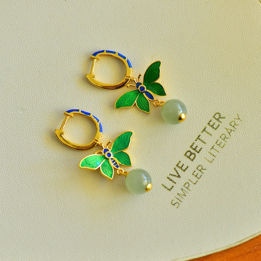 A pair of Exquisite Silver Inlaid Hotan Jade Butterfly-shaped Earring: A pair of Exquisite Silver Inlaid Hotan Jade Butterfly-shaped Earring,Size:0.4inx0.5in 一对银镶和田玉蝴蝶耳坠
