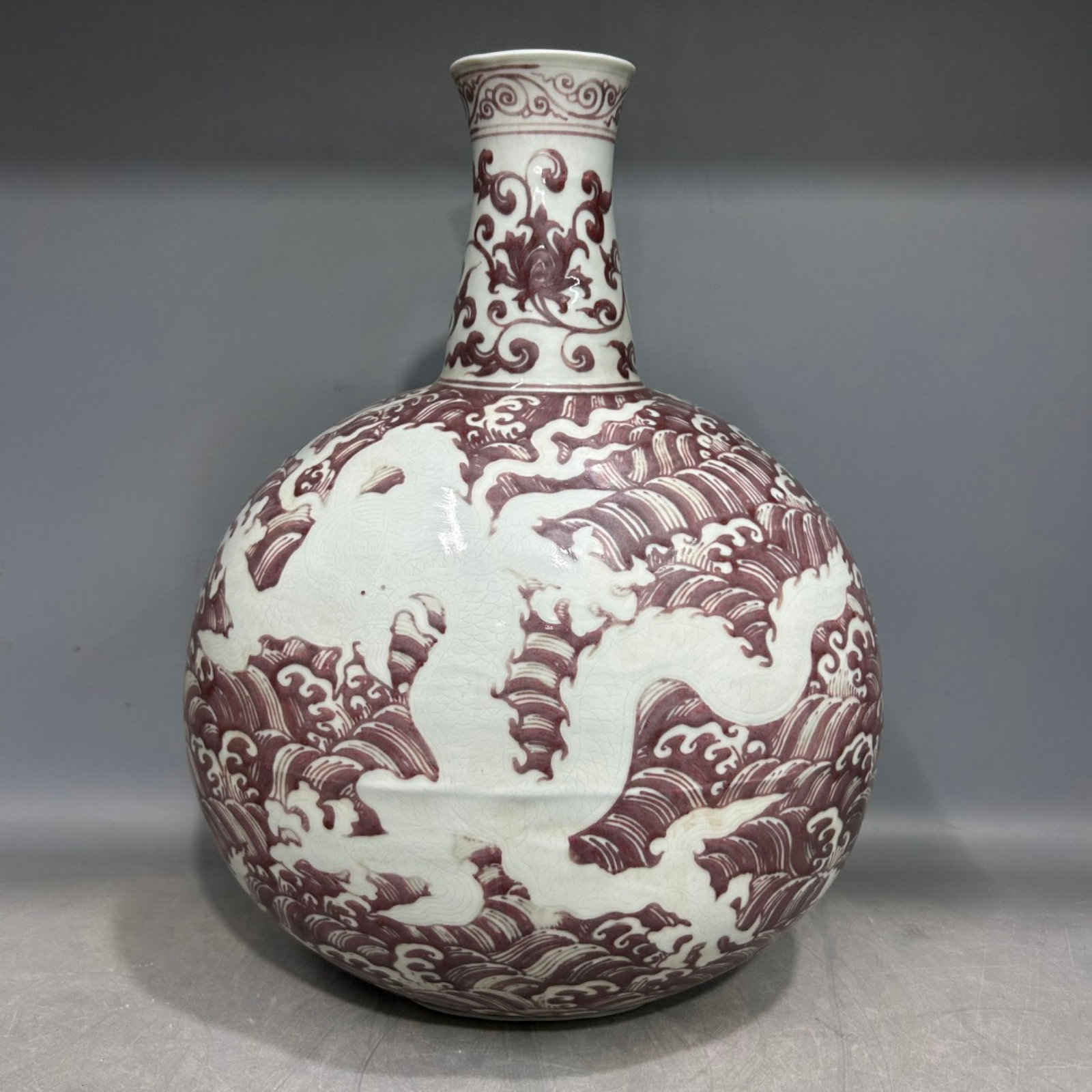 A Huge Underglaze-Red Seawater and Dragon Pattern Vase (1 of 7)
