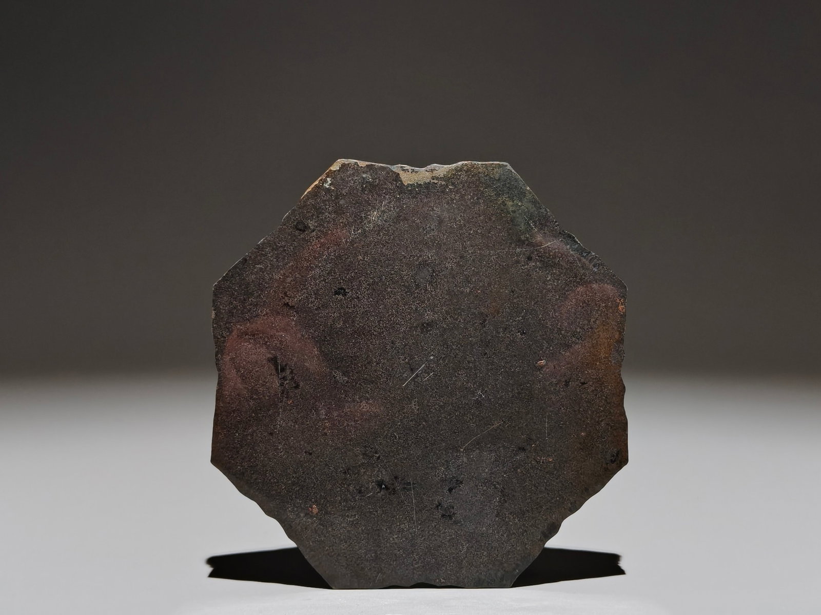 An Archaic Bronze Fish Pattern Mirror - 7