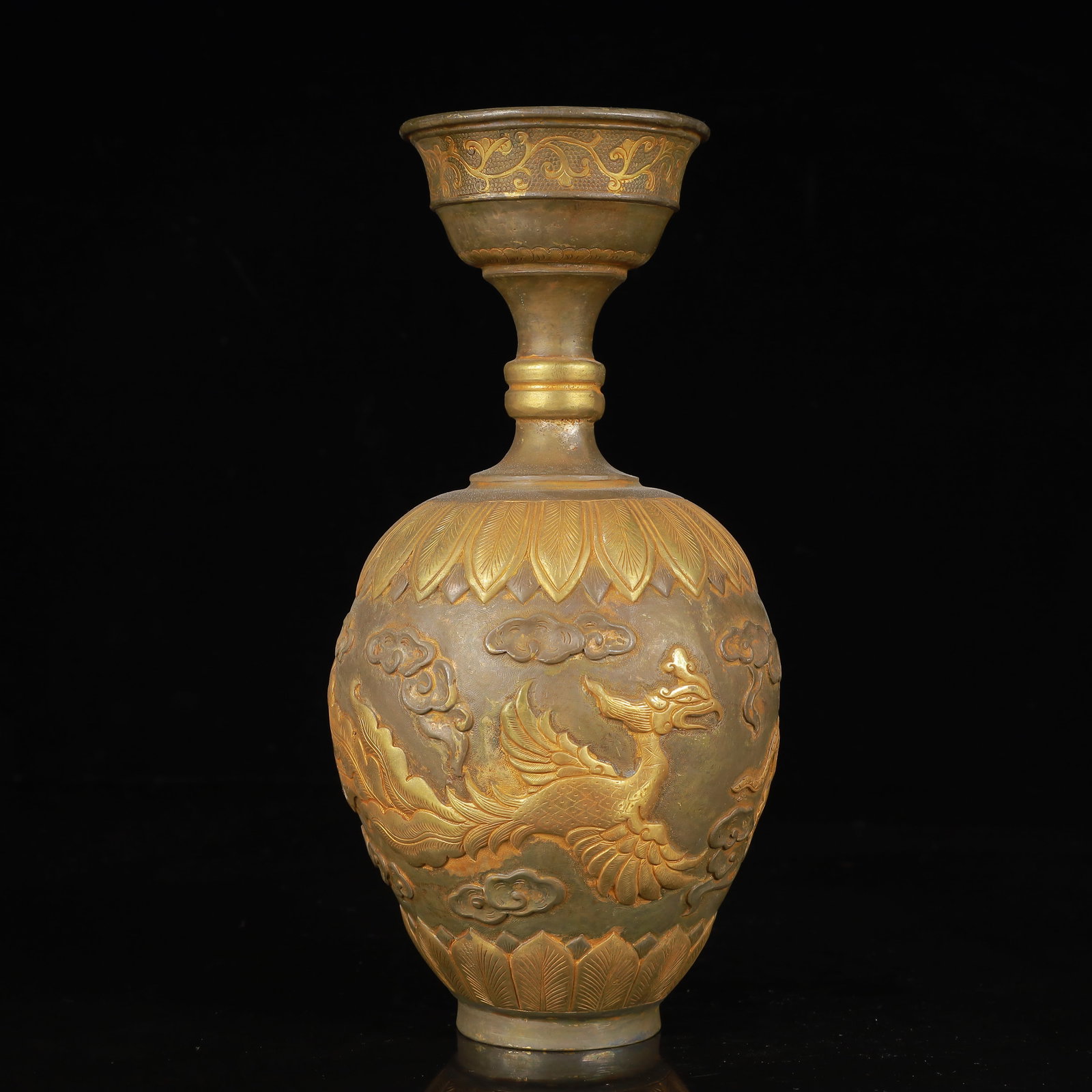 An Exquisite Gilt Silver Dragon and Phoenix Pattern Vase (1 of 11)