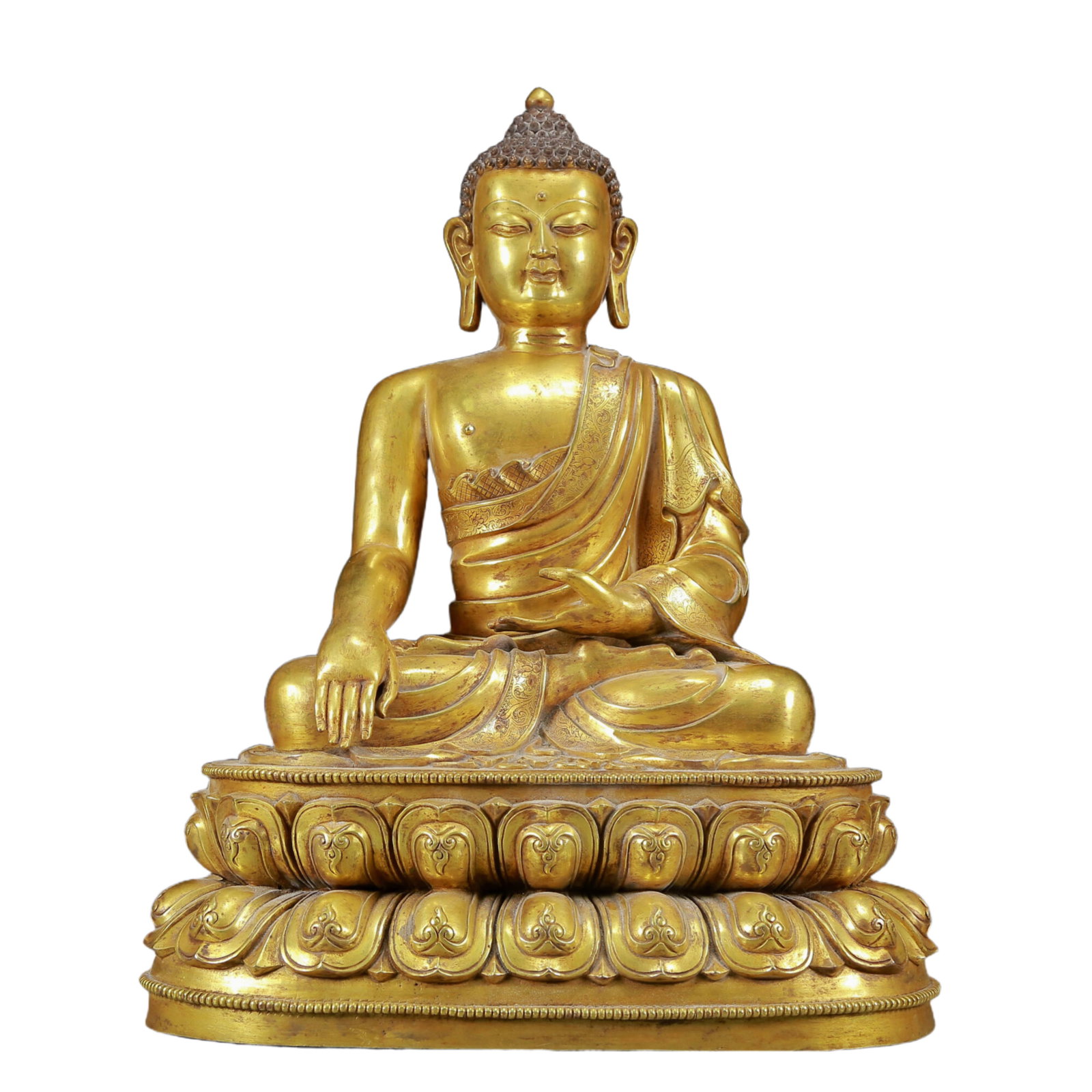 A Solemn Gilt Bronze Statue of Sakyamuni: A Solemn Gilt Bronze Statue of Sakyamuni,Ming Dynasty, China,Size:14.2inx10.6inx19.3in,Weight:19705g 铜鎏金释迦摩尼像，明代