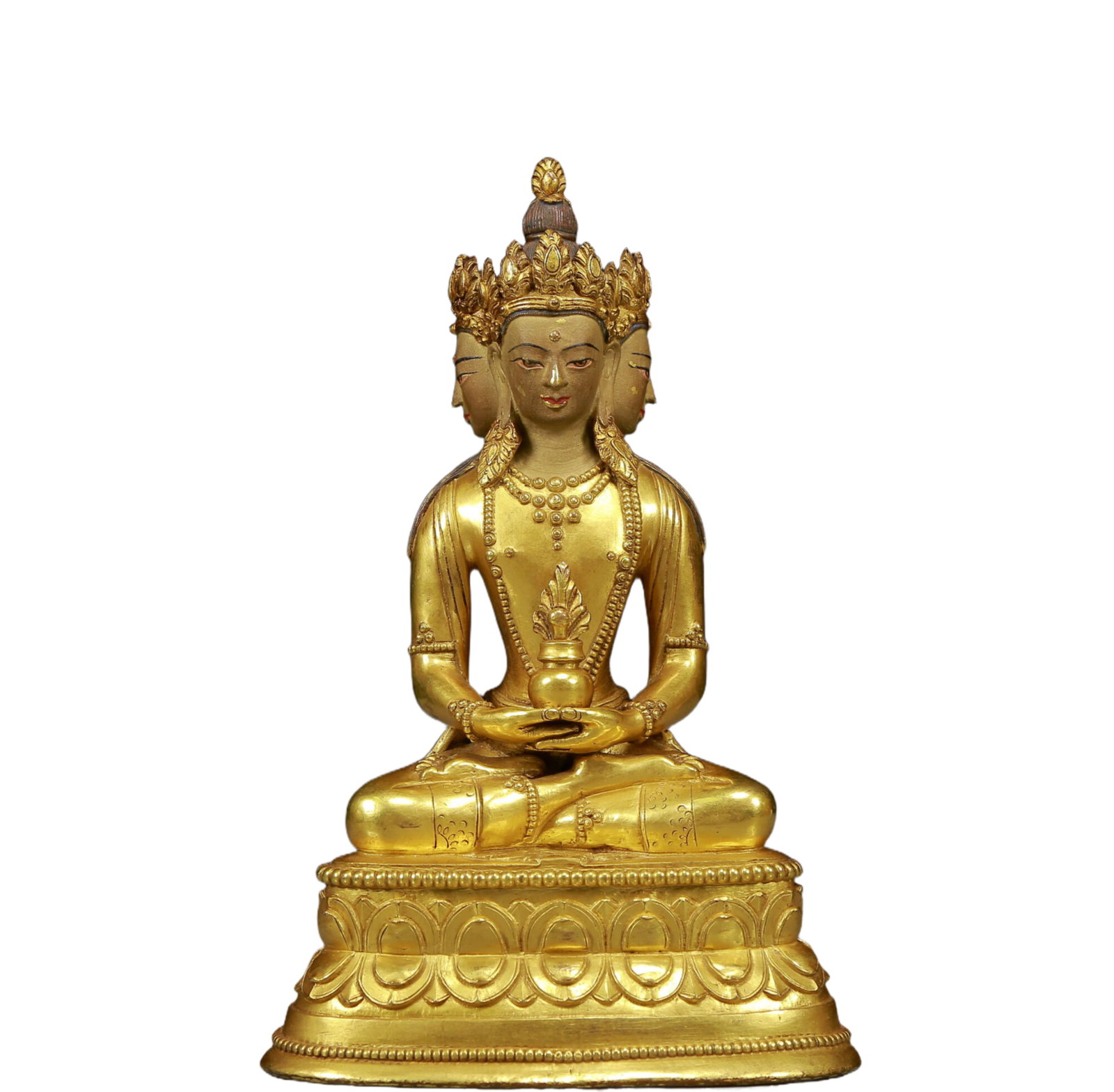 A Solemn Gilt Bronze Statue of Amitayus: A Solemn Gilt Bronze Statue of Amitayus,Ming Dynasty, China,Size:5.5inx3.9inx8.7in,Weight:1980g 铜鎏金无量寿佛像，明代